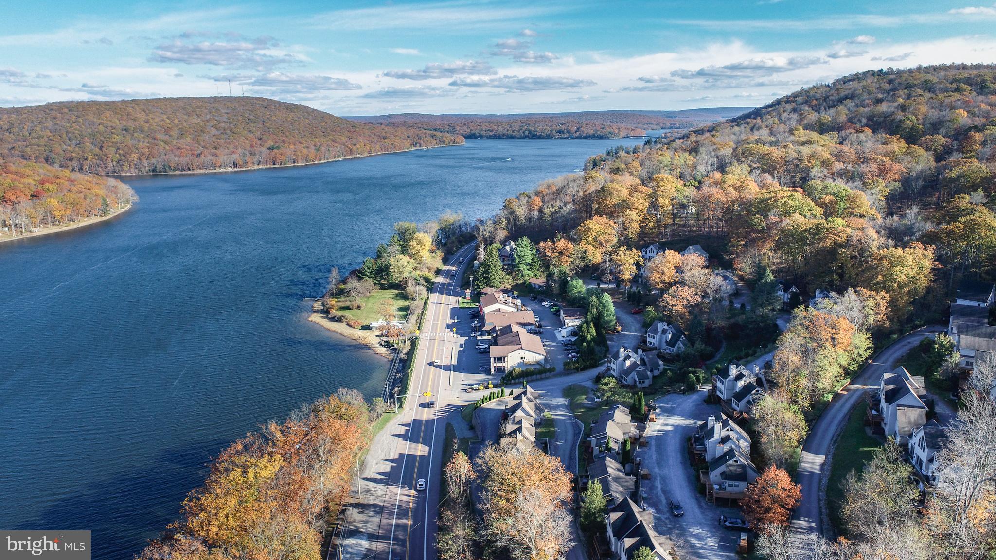 TRADERS LANDING - Residential