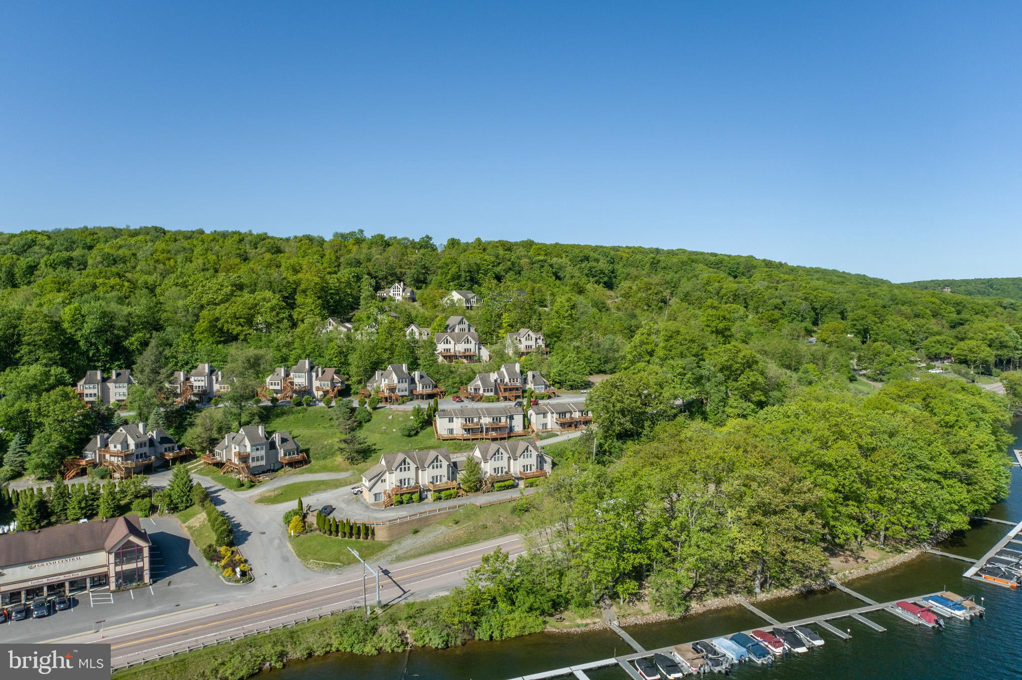 TRADERS LANDING - Residential