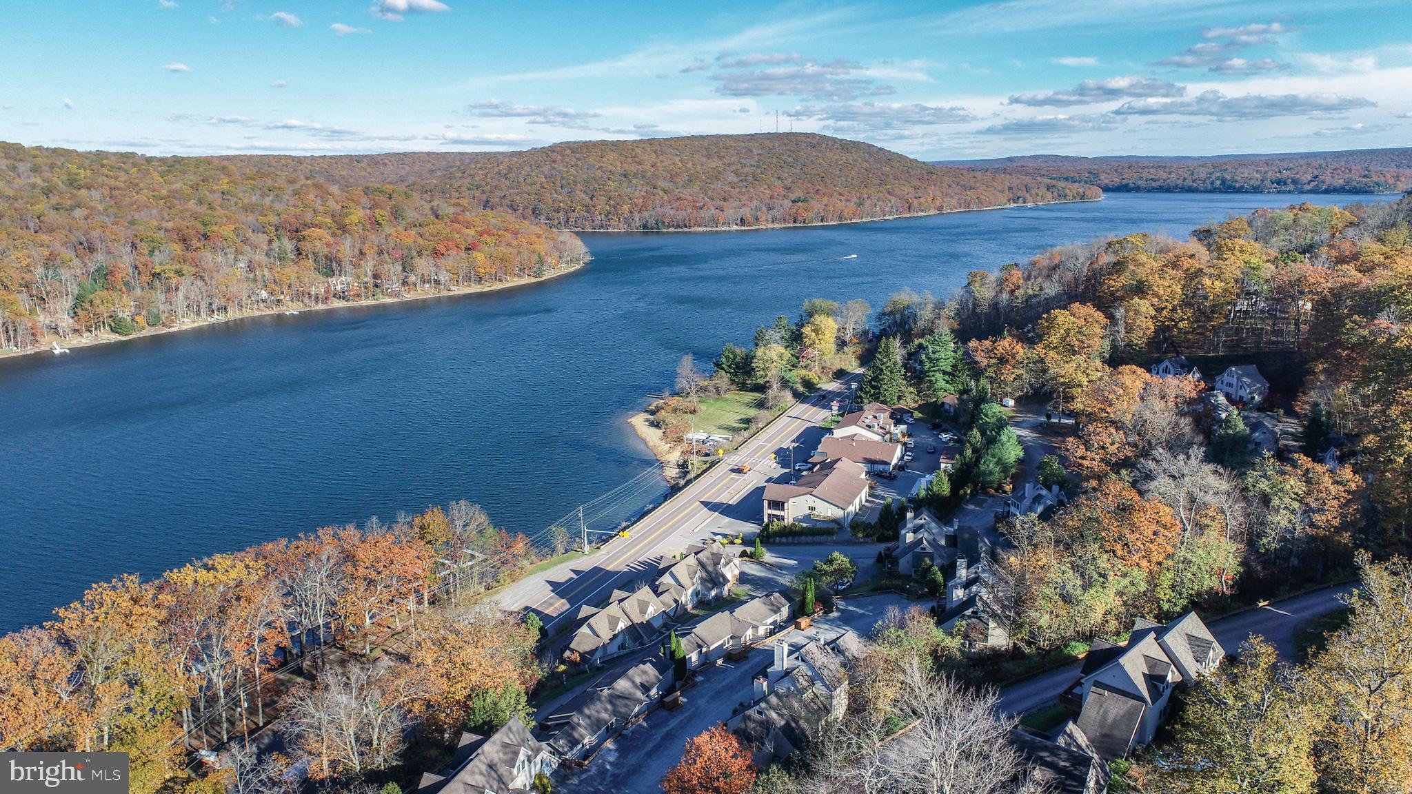 TRADERS LANDING - Residential