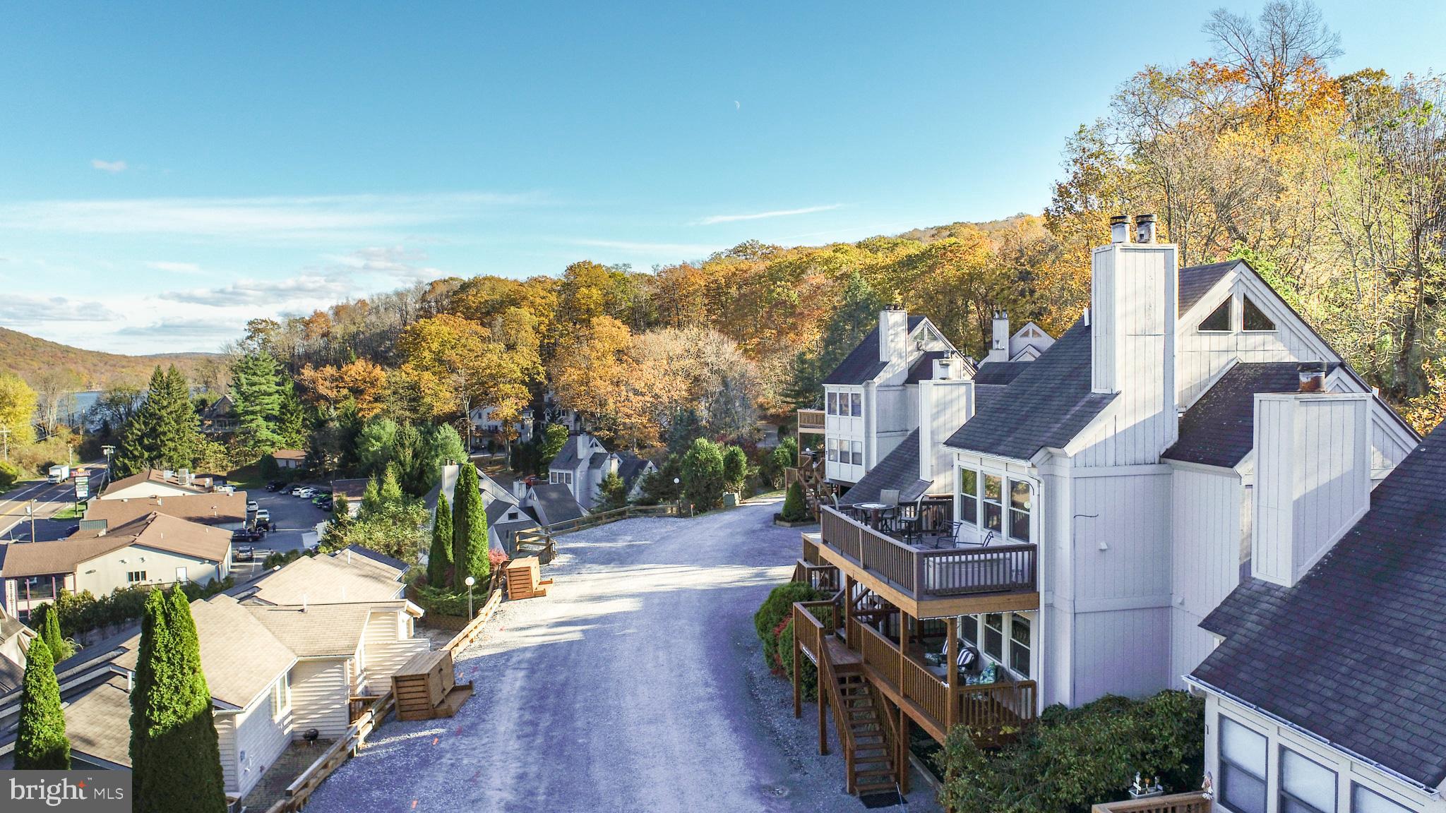 TRADERS LANDING - Residential