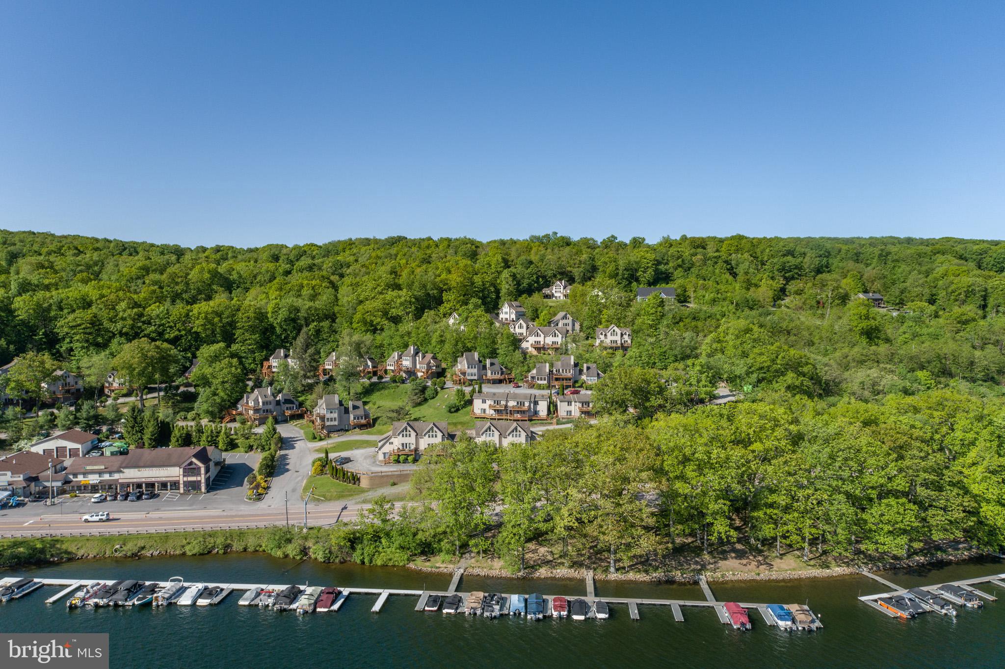 TRADERS LANDING - Residential