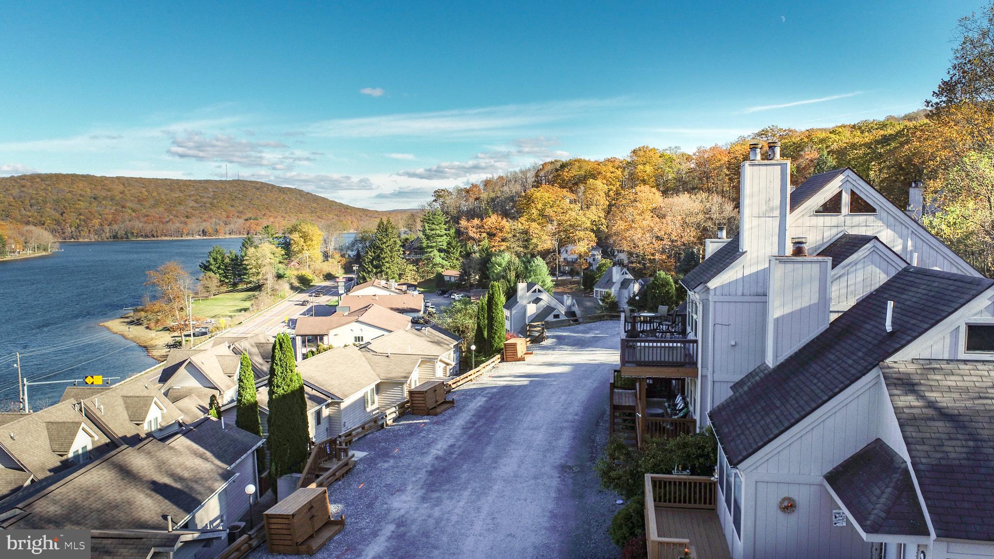 TRADERS LANDING - Residential