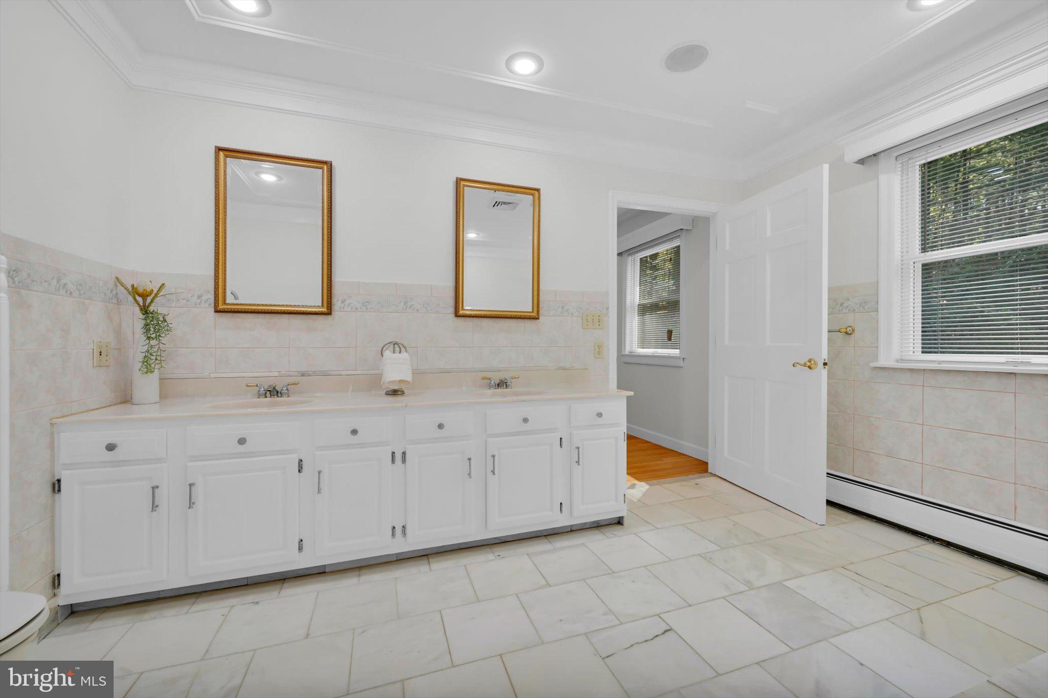 LAKE WYNONAH - Residential