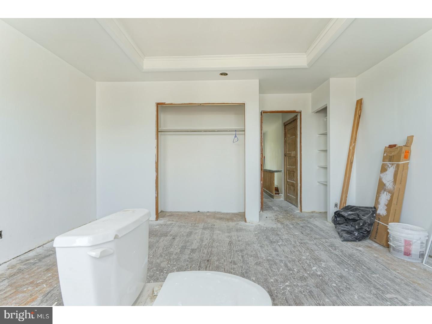 PORT RICHMOND - Residential