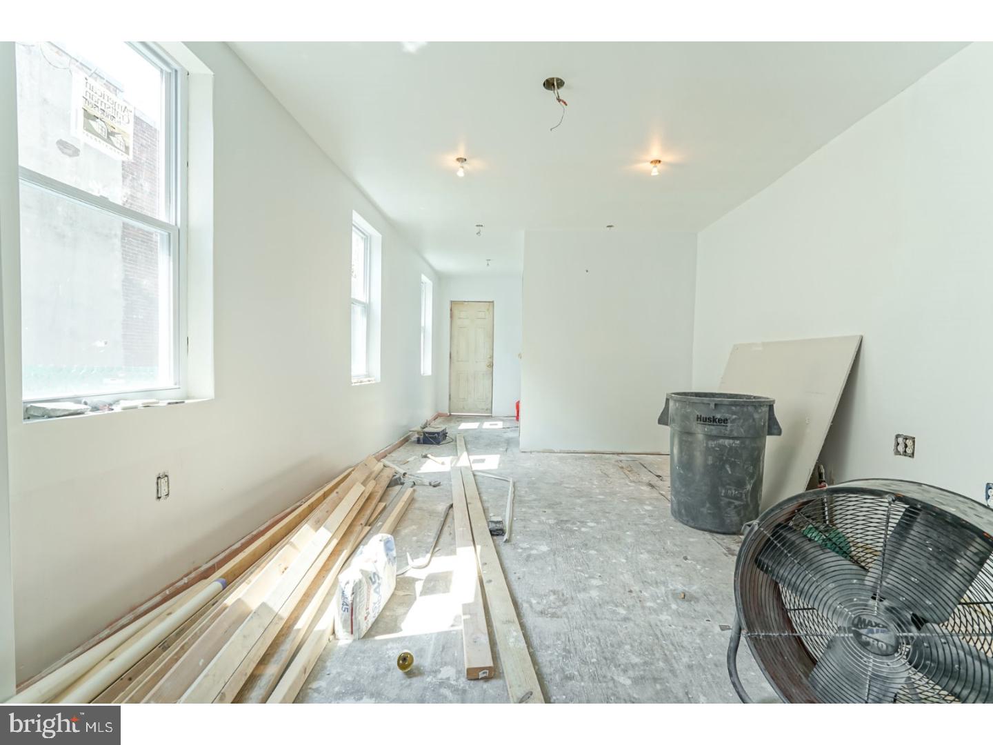 PORT RICHMOND - Residential