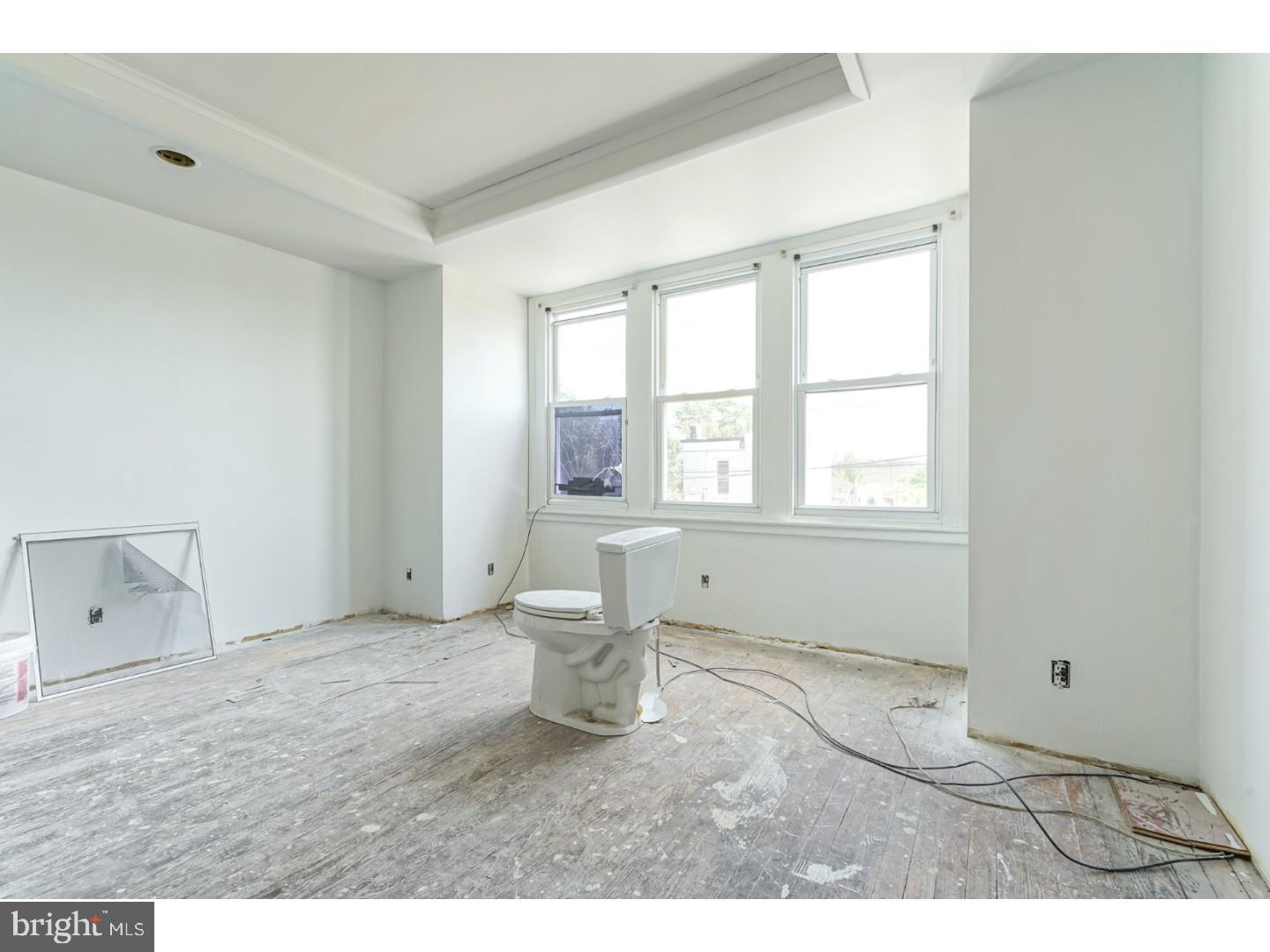 PORT RICHMOND - Residential