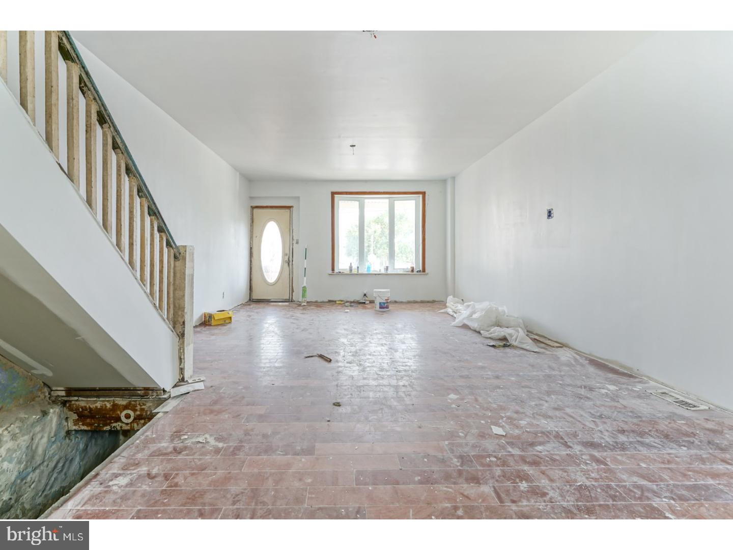 PORT RICHMOND - Residential