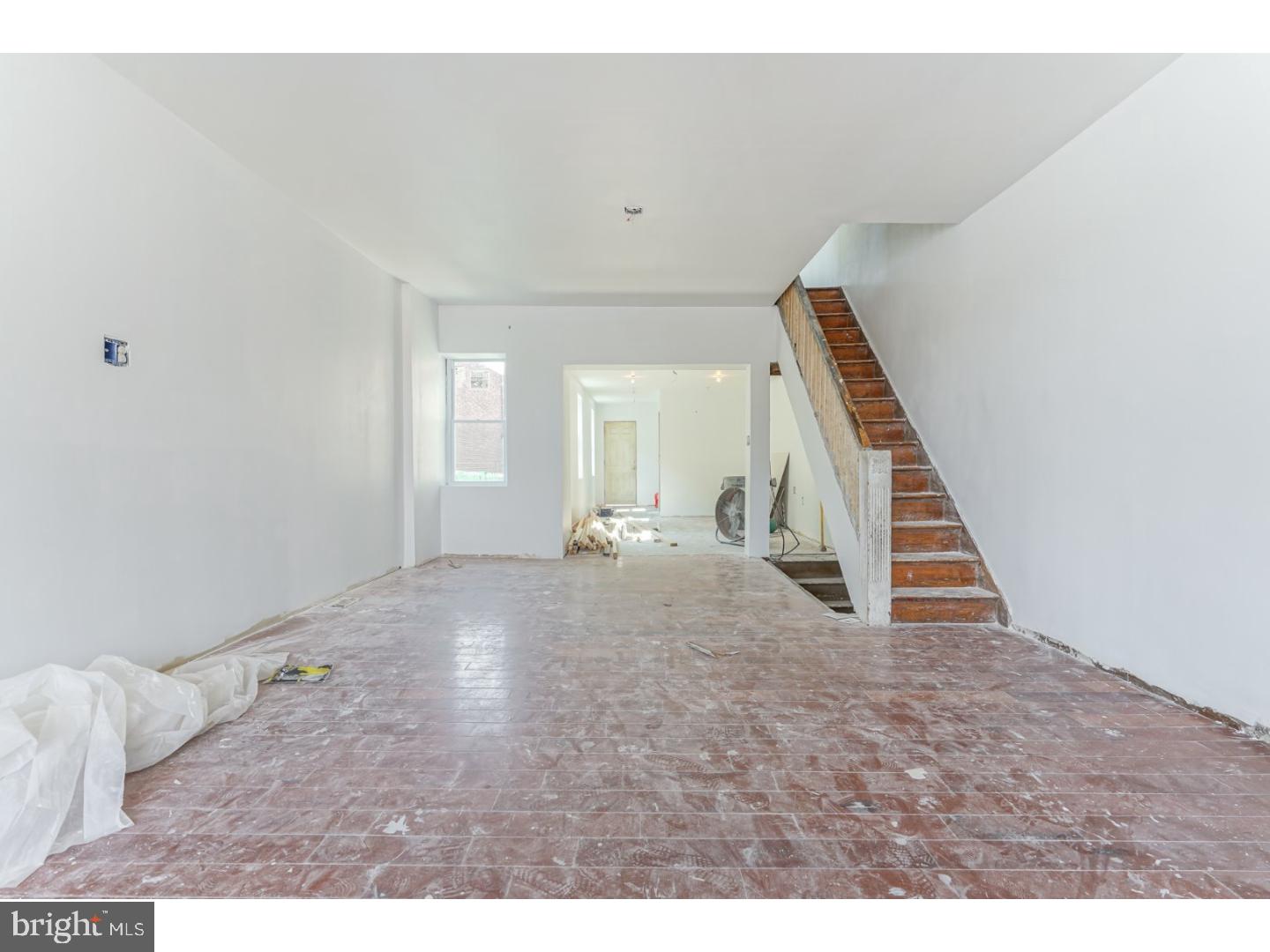 PORT RICHMOND - Residential