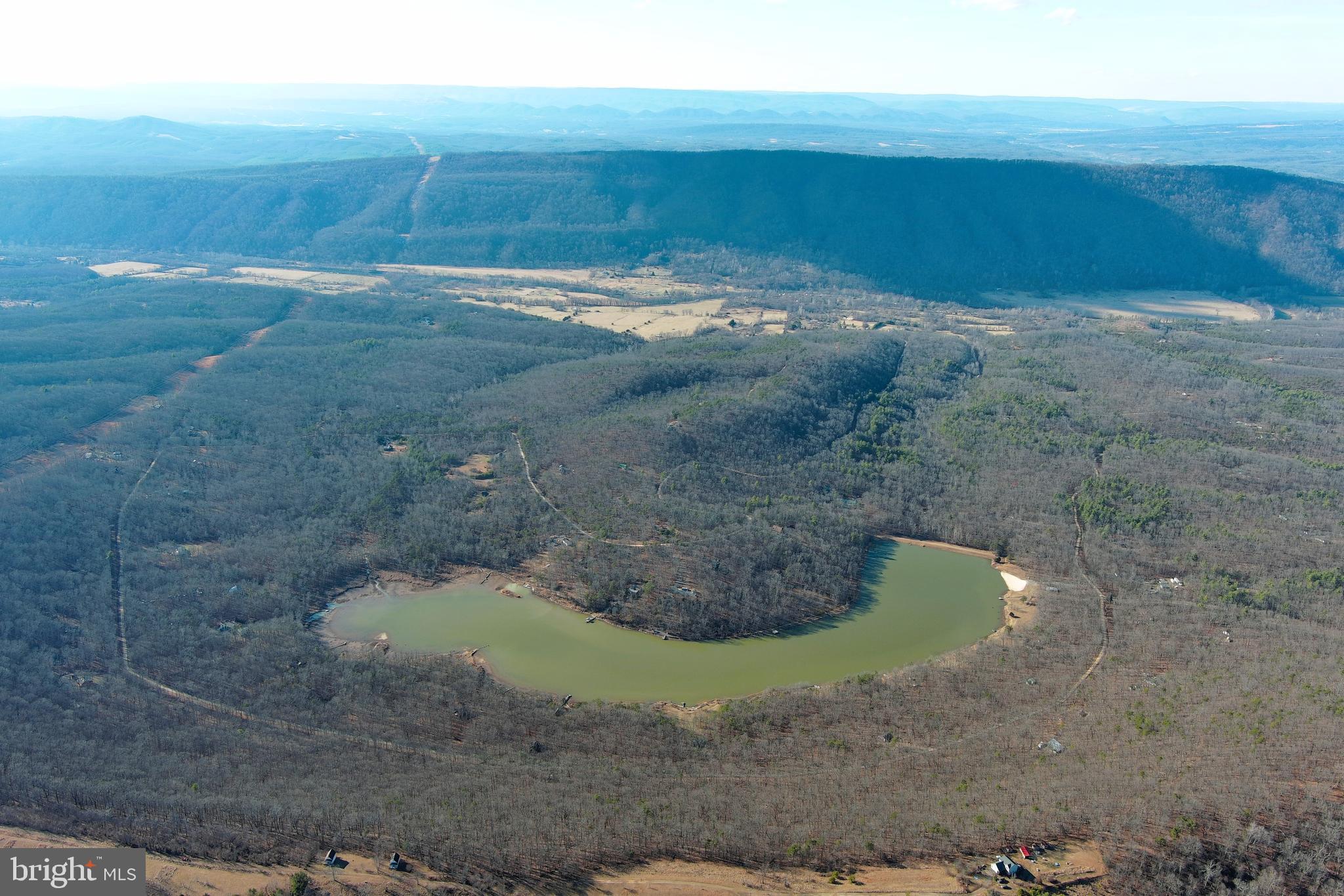 LAKE FERNDALE - Land