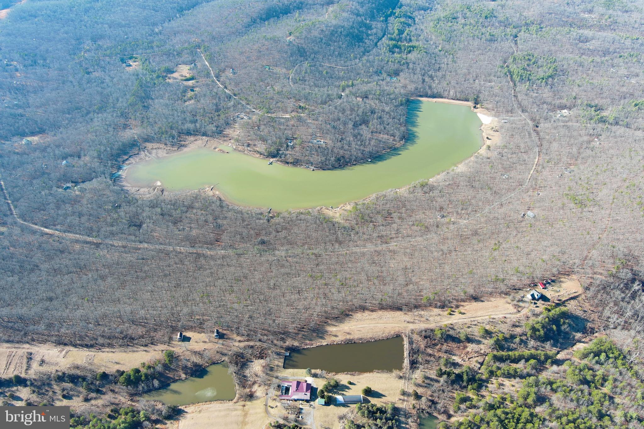 LAKE FERNDALE - Land