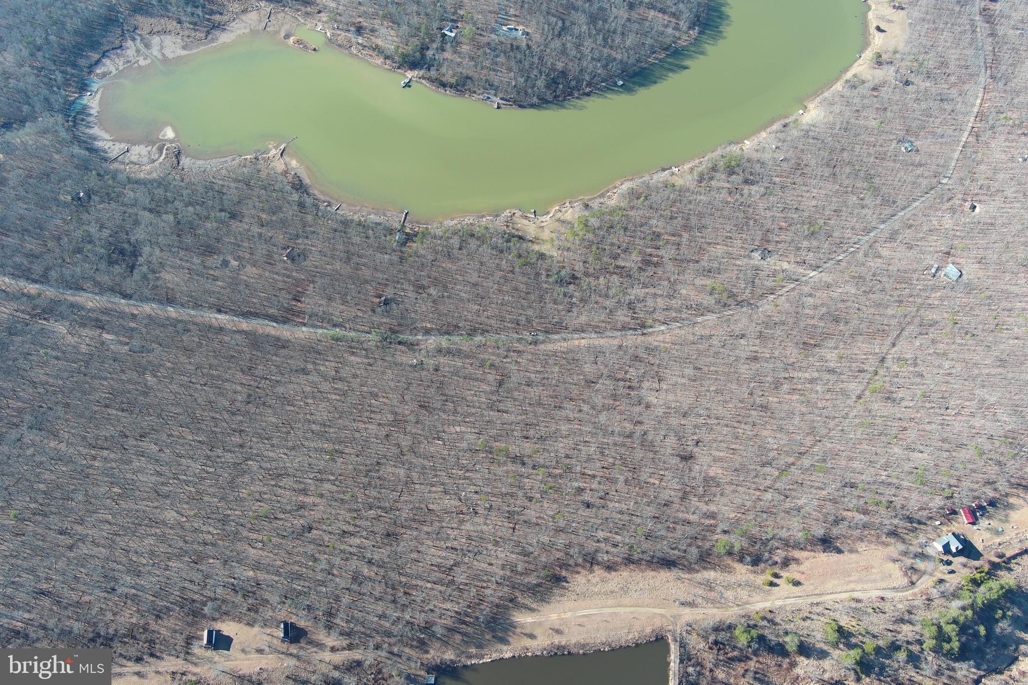 LAKE FERNDALE - Land