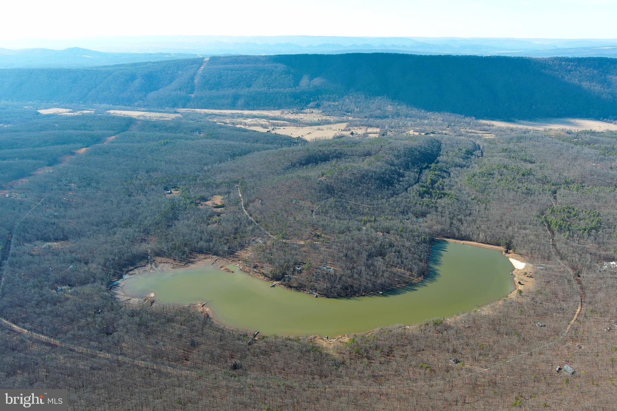LAKE FERNDALE - Land