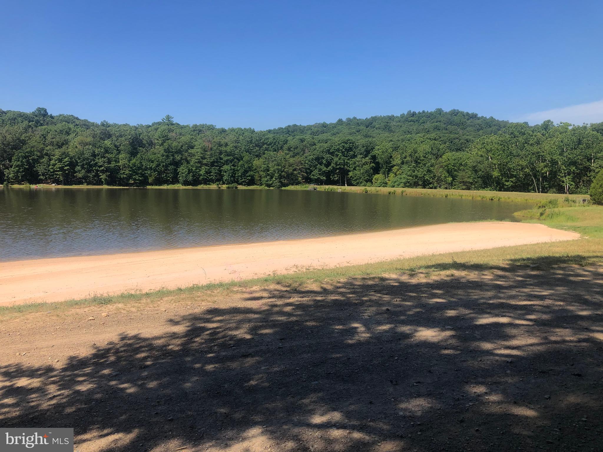 LAKE FERNDALE - Land