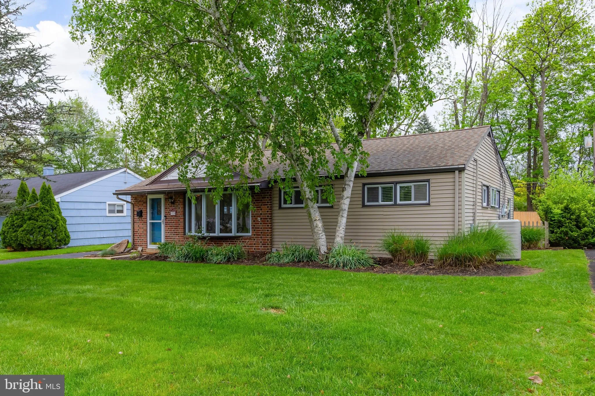 Abington, Pennsylvania 19001, United States, 3 Bedrooms Bedrooms, ,2 BathroomsBathrooms,Residential,Pending,124812