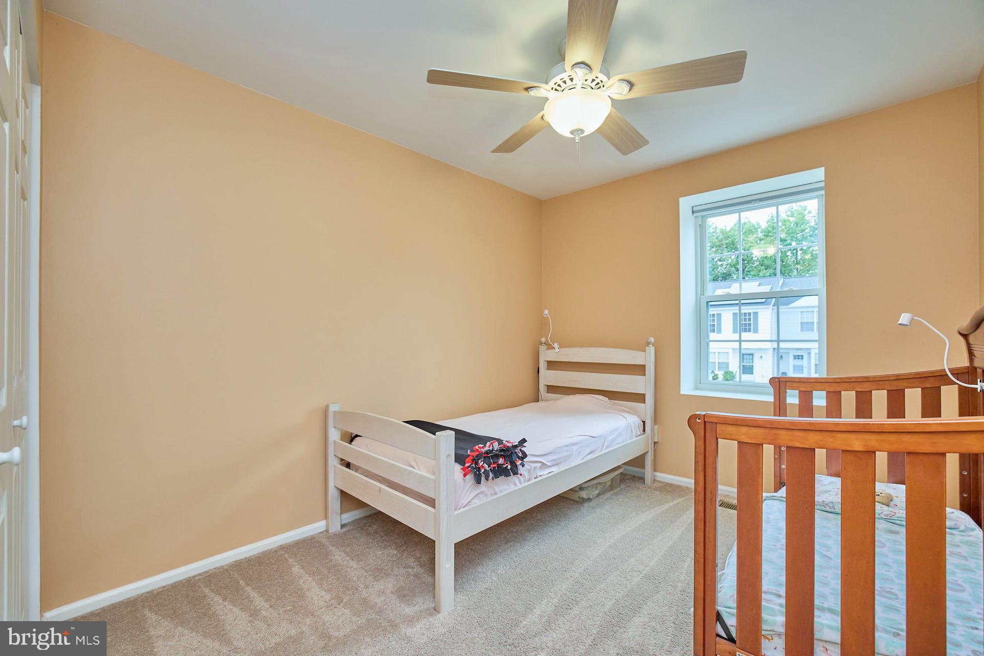 LONDON TOWN WEST - Residential