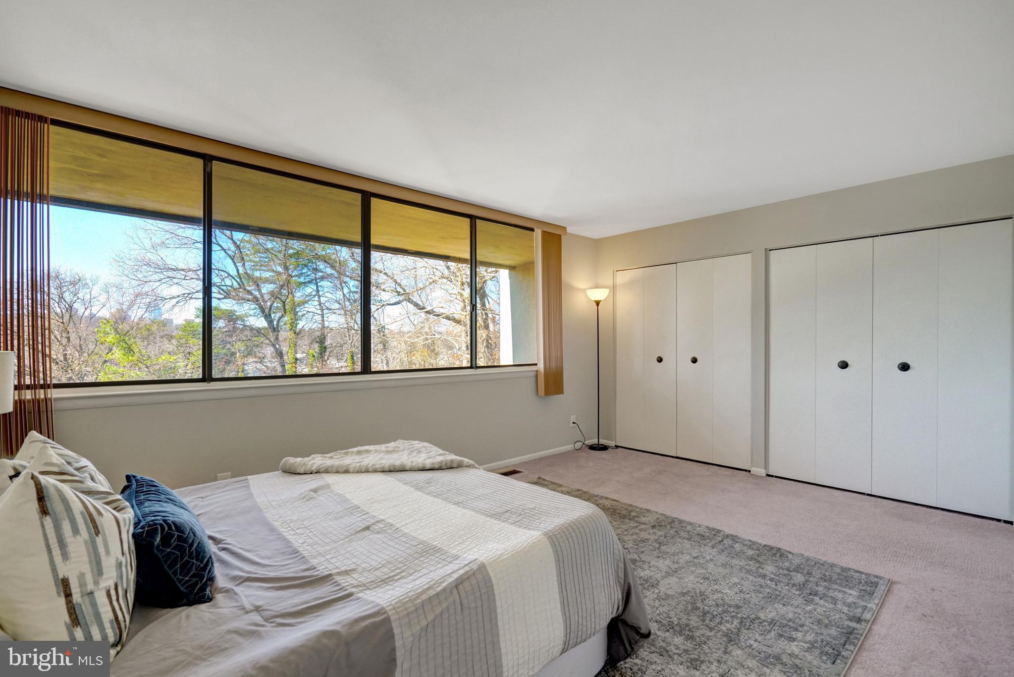 2118 S QUINCY STREET