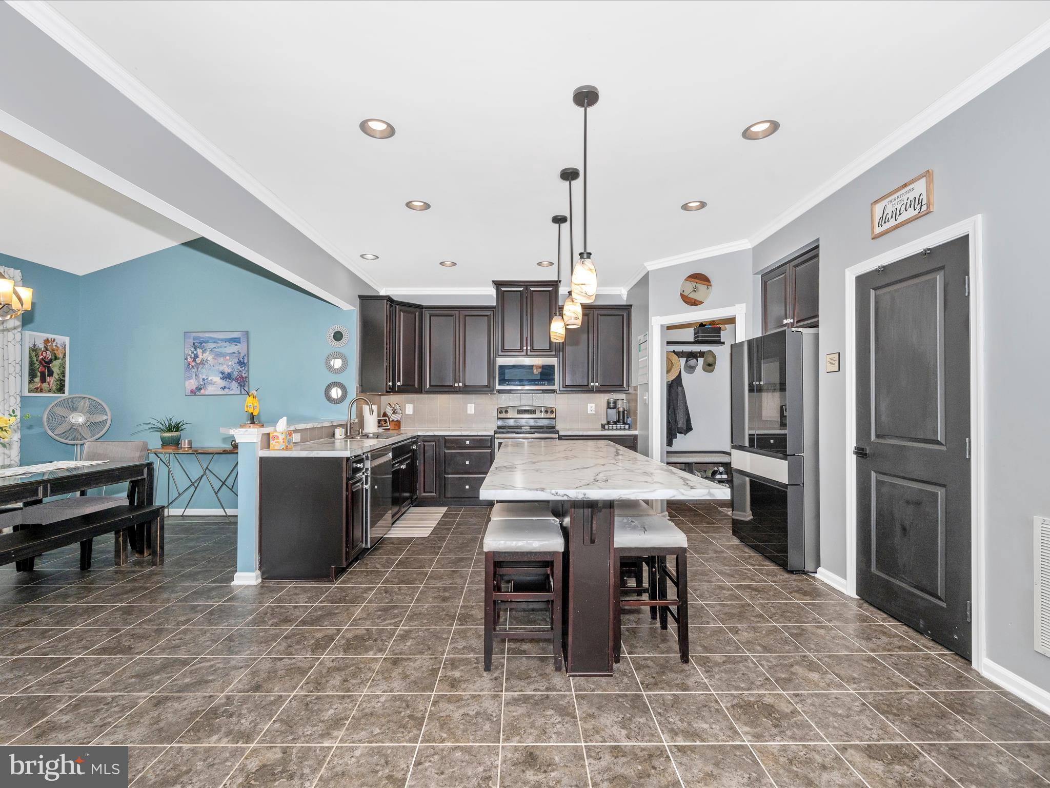 POTOMAC STATION - Residential