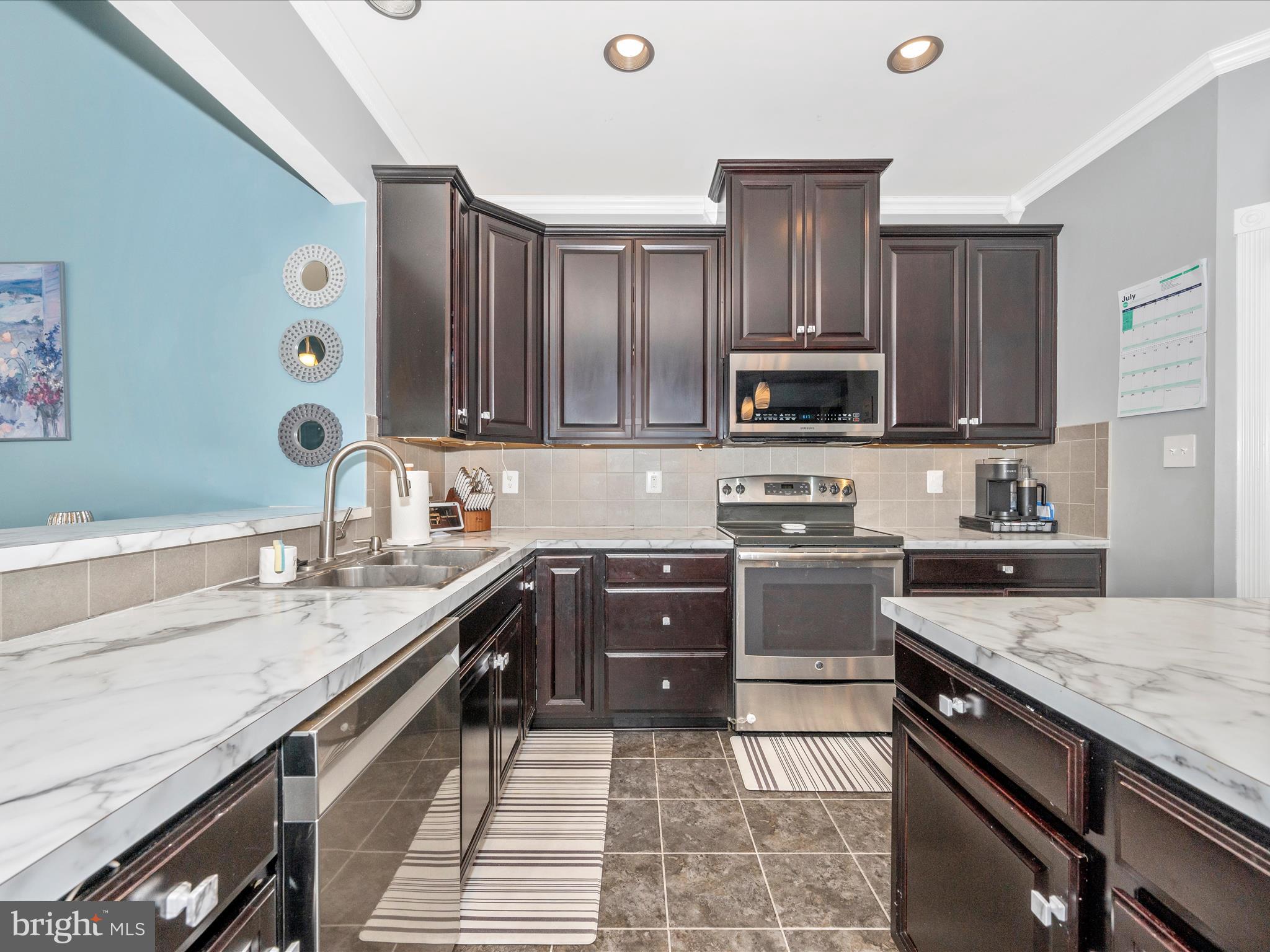 POTOMAC STATION - Residential