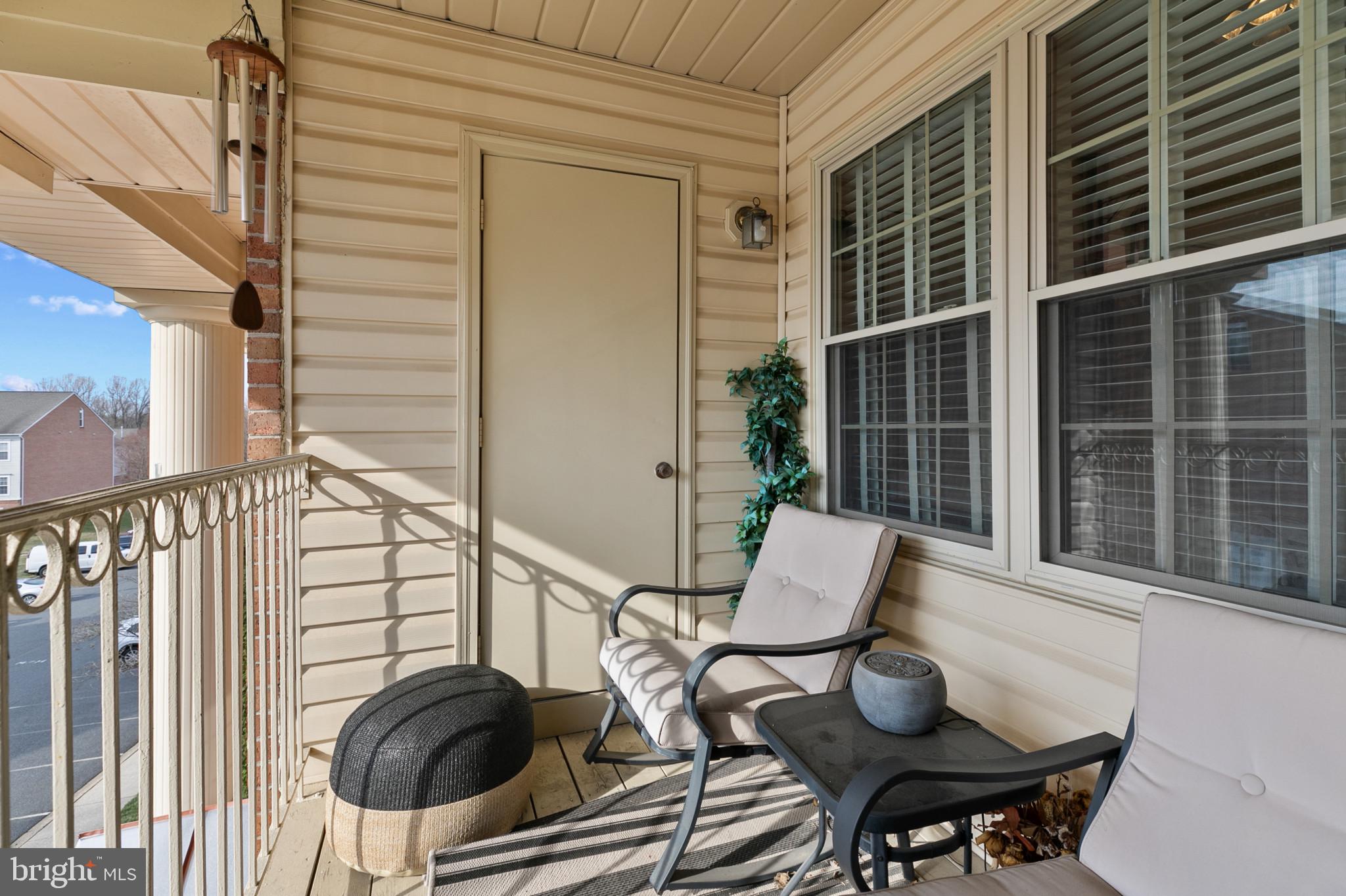 THE COURTYARDS AT POND - Residential
