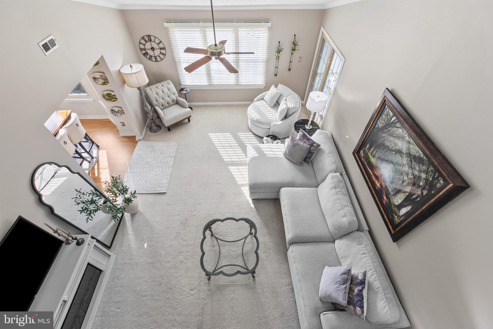 THE COURTYARDS AT POND - Residential