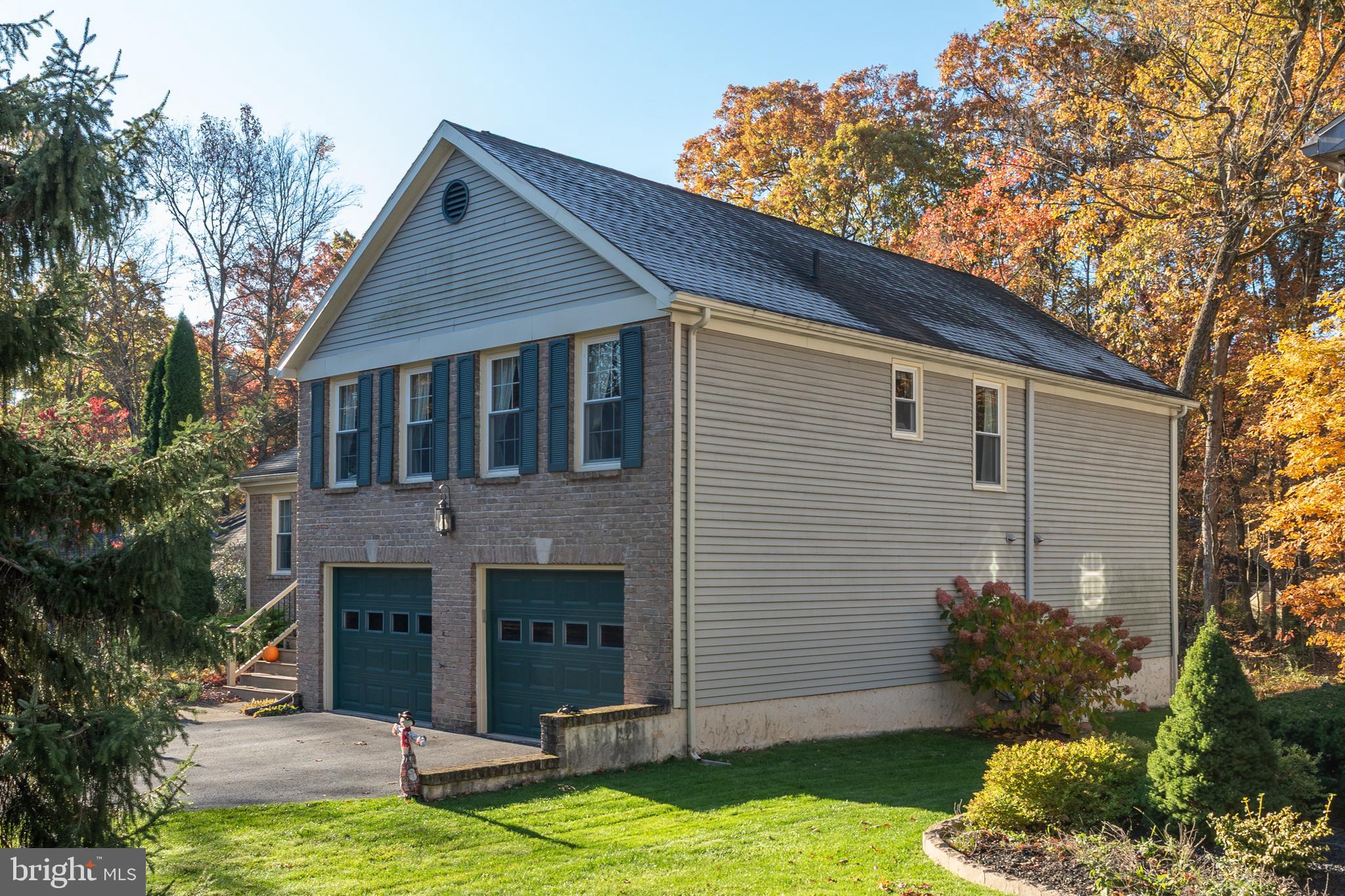 PARK FOREST VILLAGE - Residential