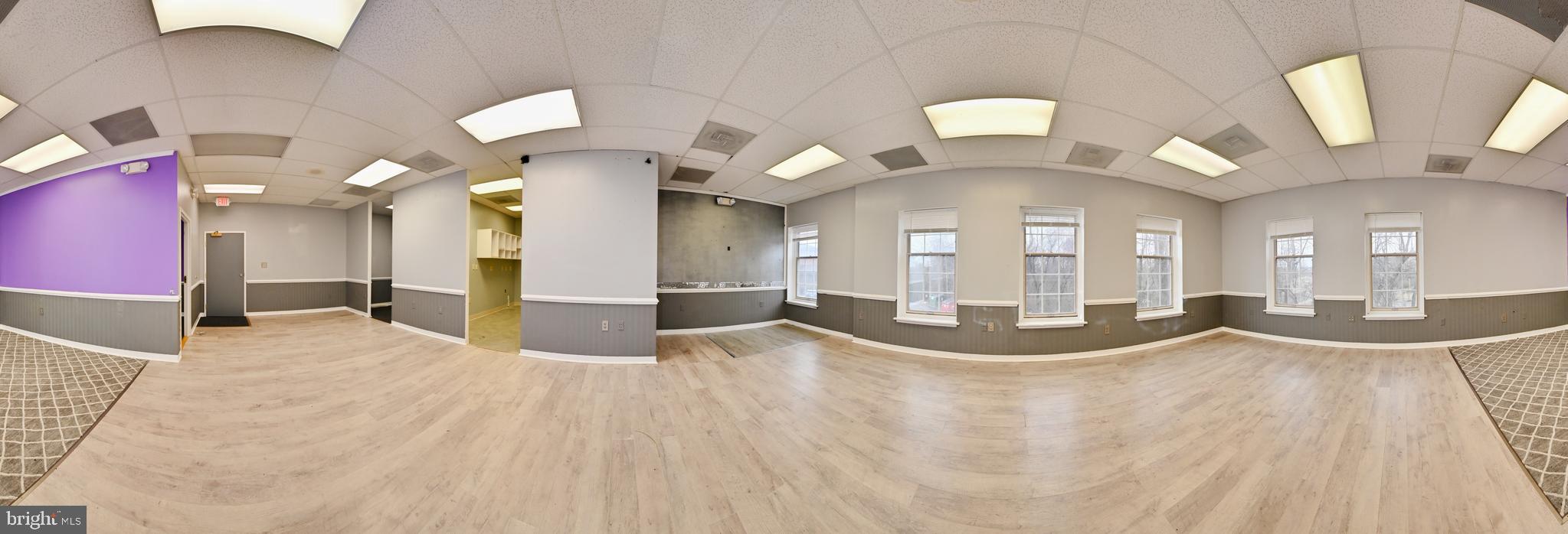 FORT WASHINGTON CORNER - Commercial Lease