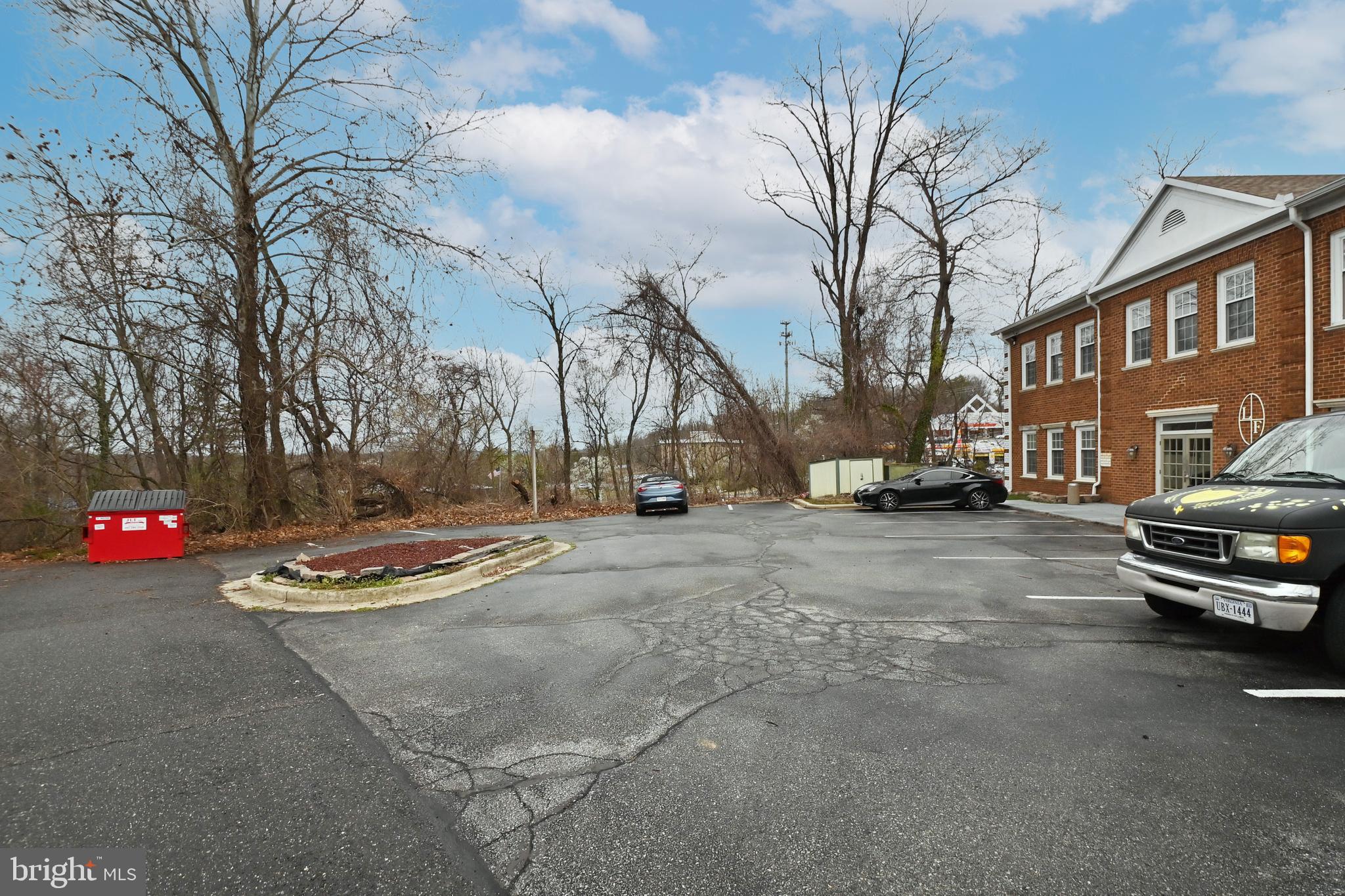 FORT WASHINGTON CORNER - Commercial Lease