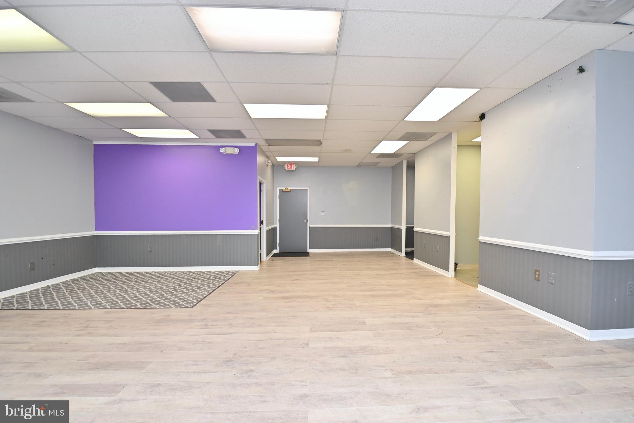 FORT WASHINGTON CORNER - Commercial Lease