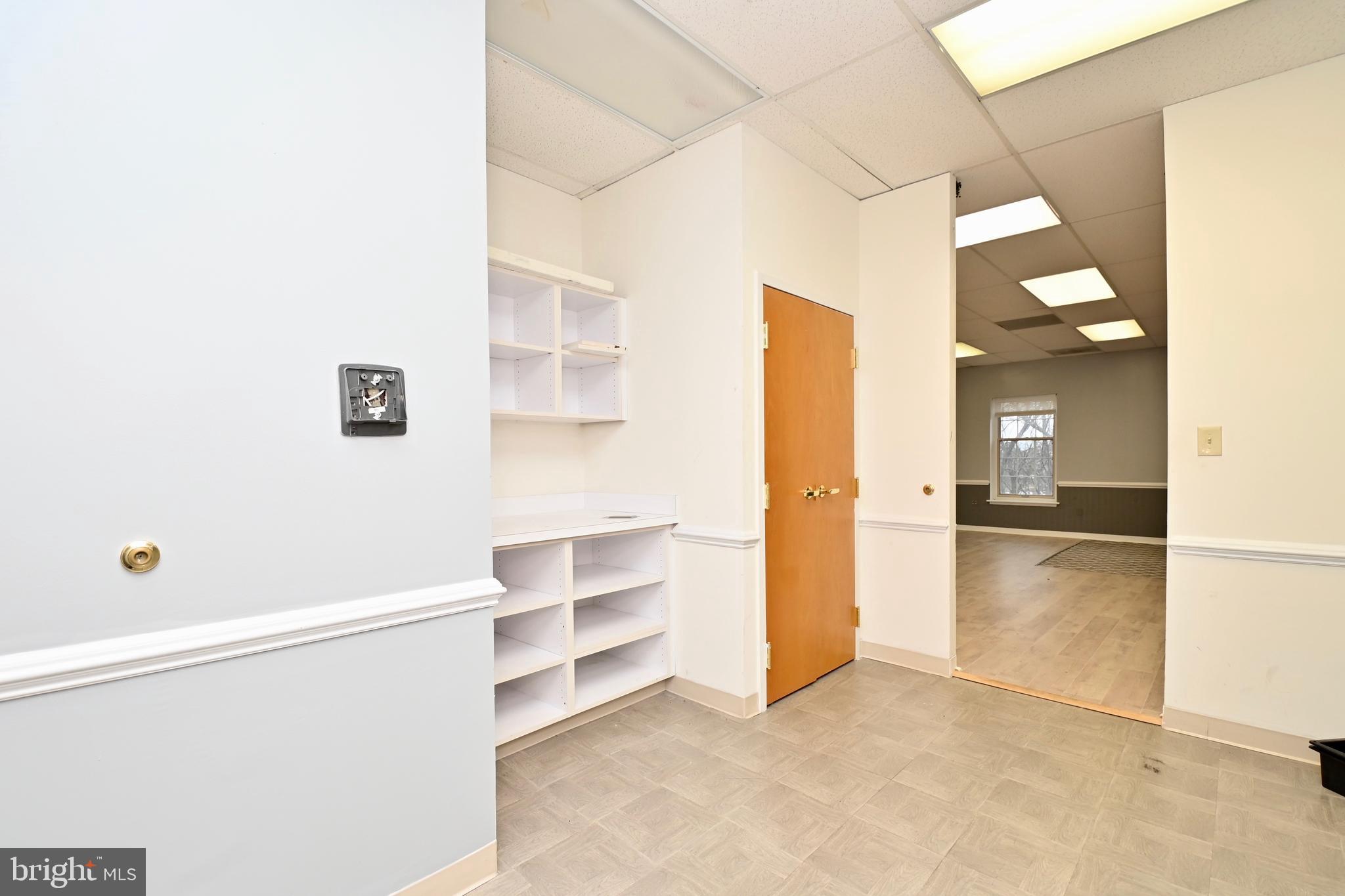 FORT WASHINGTON CORNER - Commercial Lease