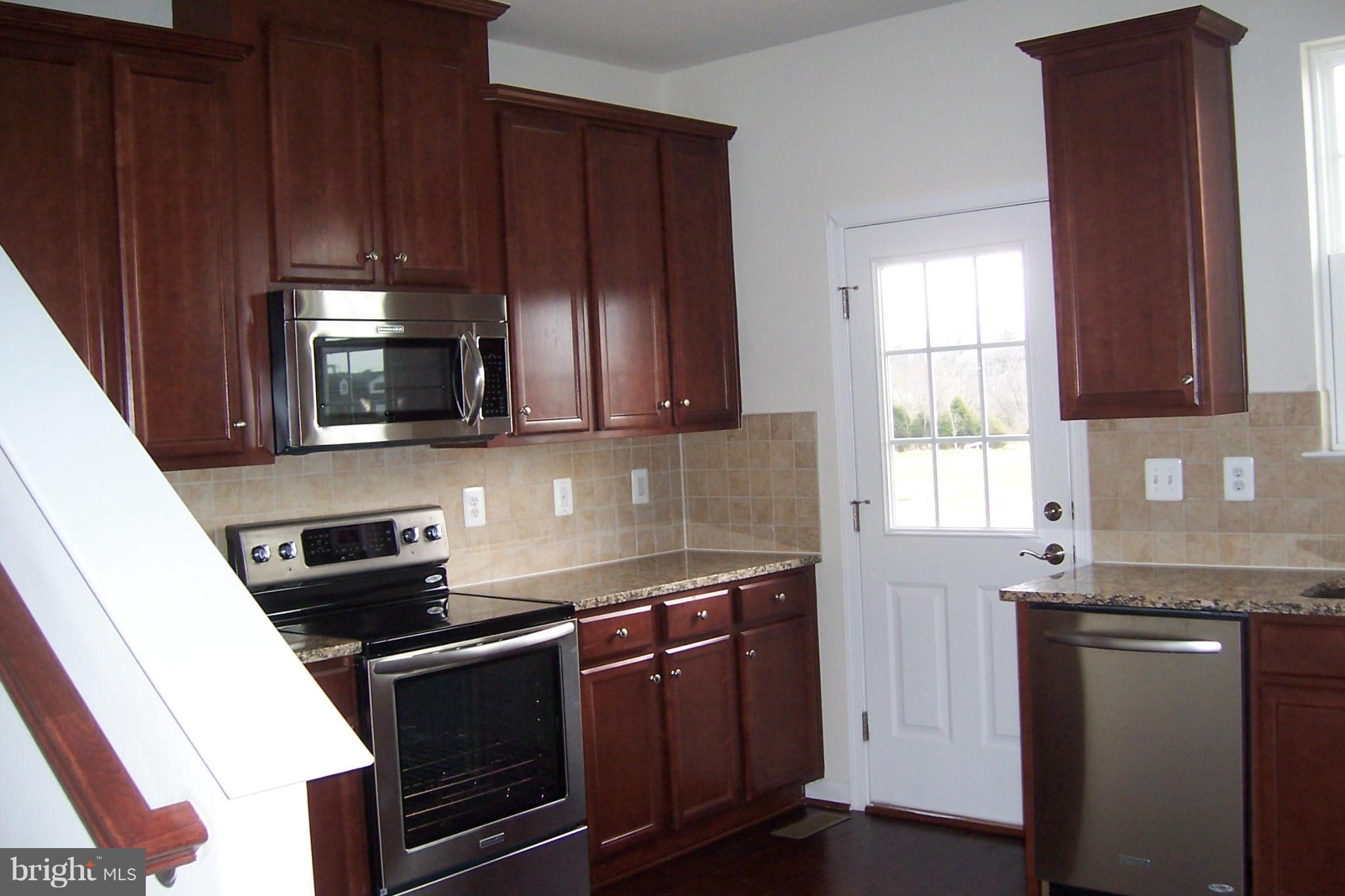 HERITAGE CROSSING - Residential Lease