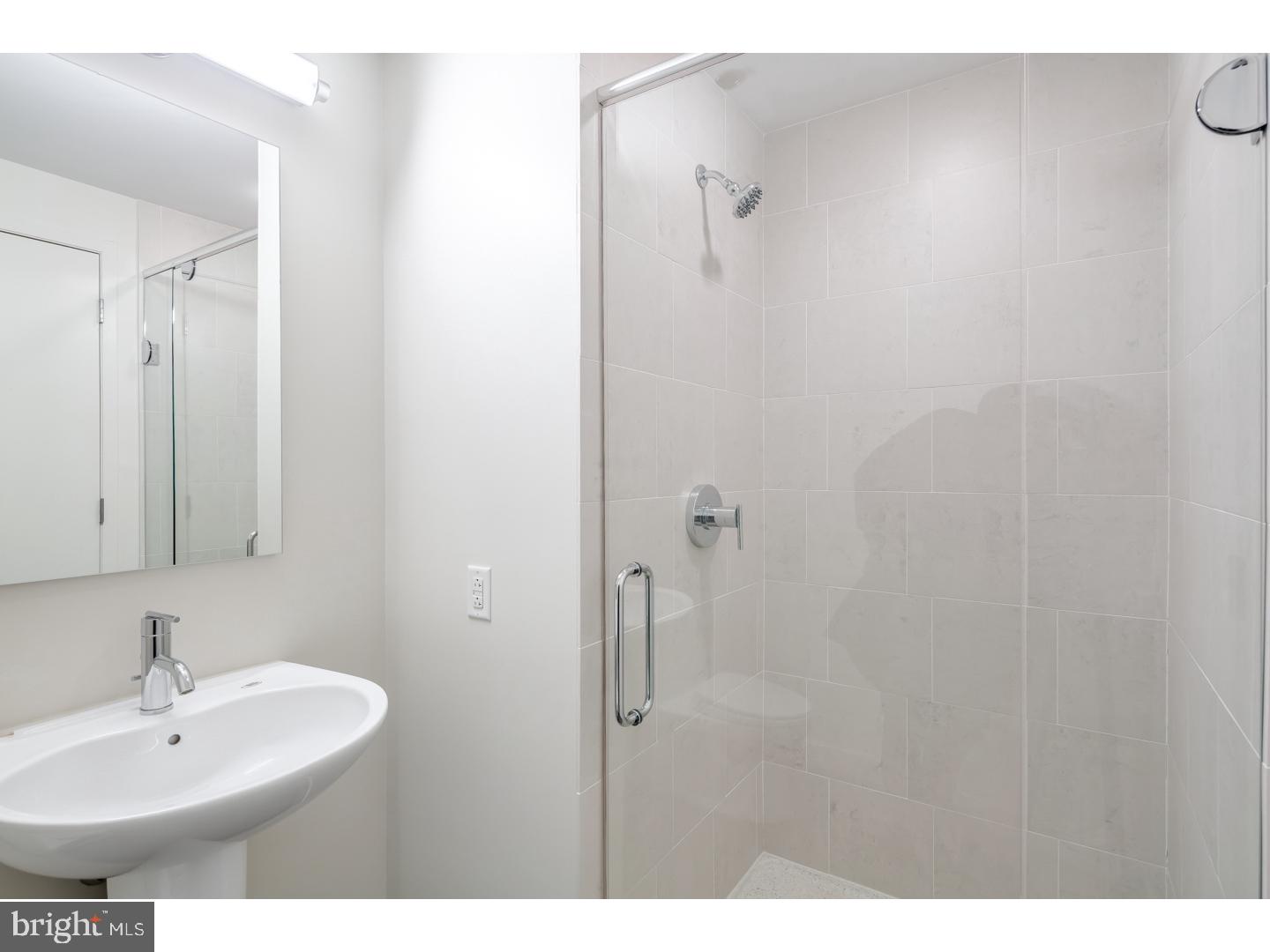 RITTENHOUSE SQUARE - Residential Lease