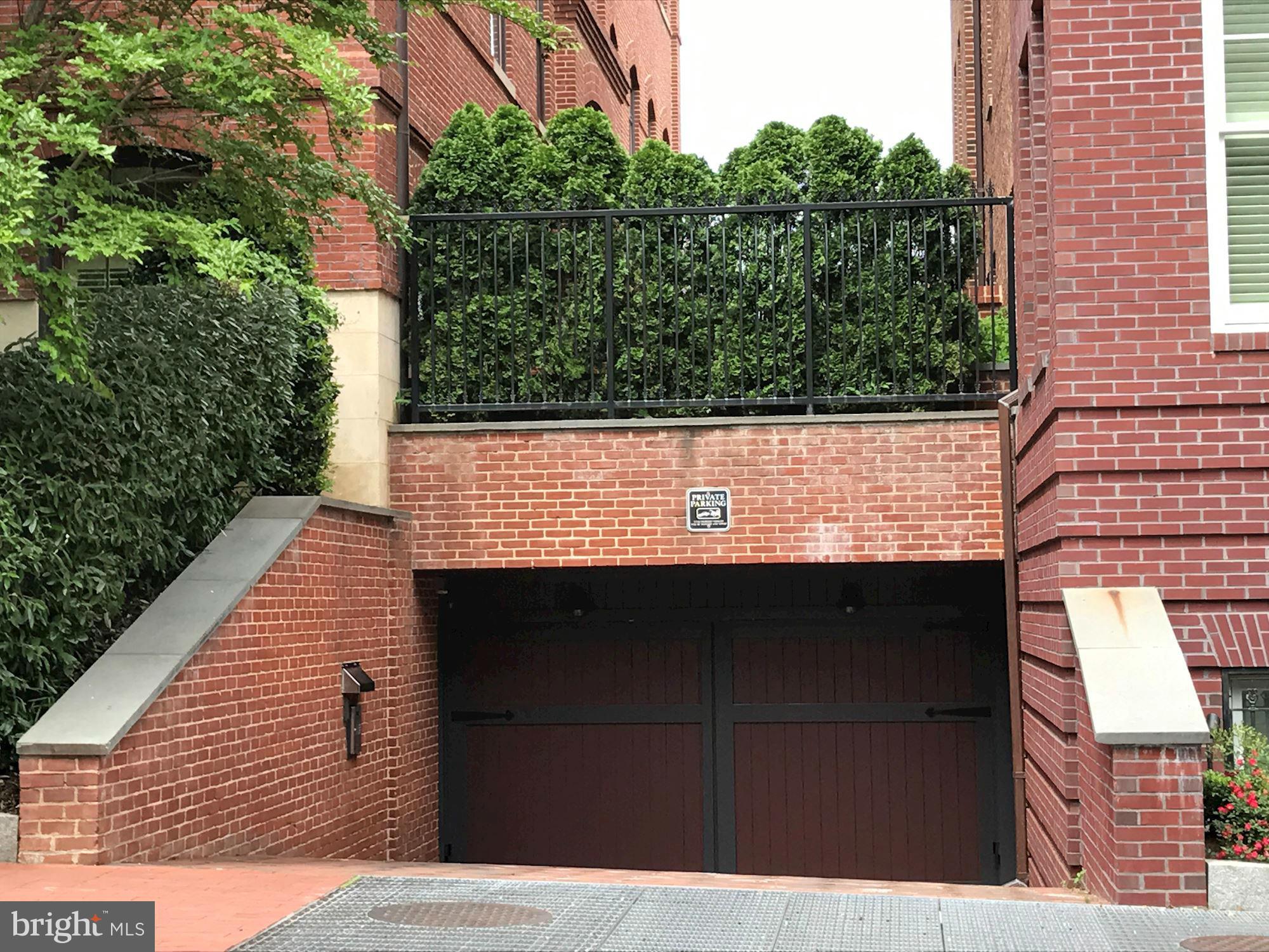 GEORGETOWN - Residential