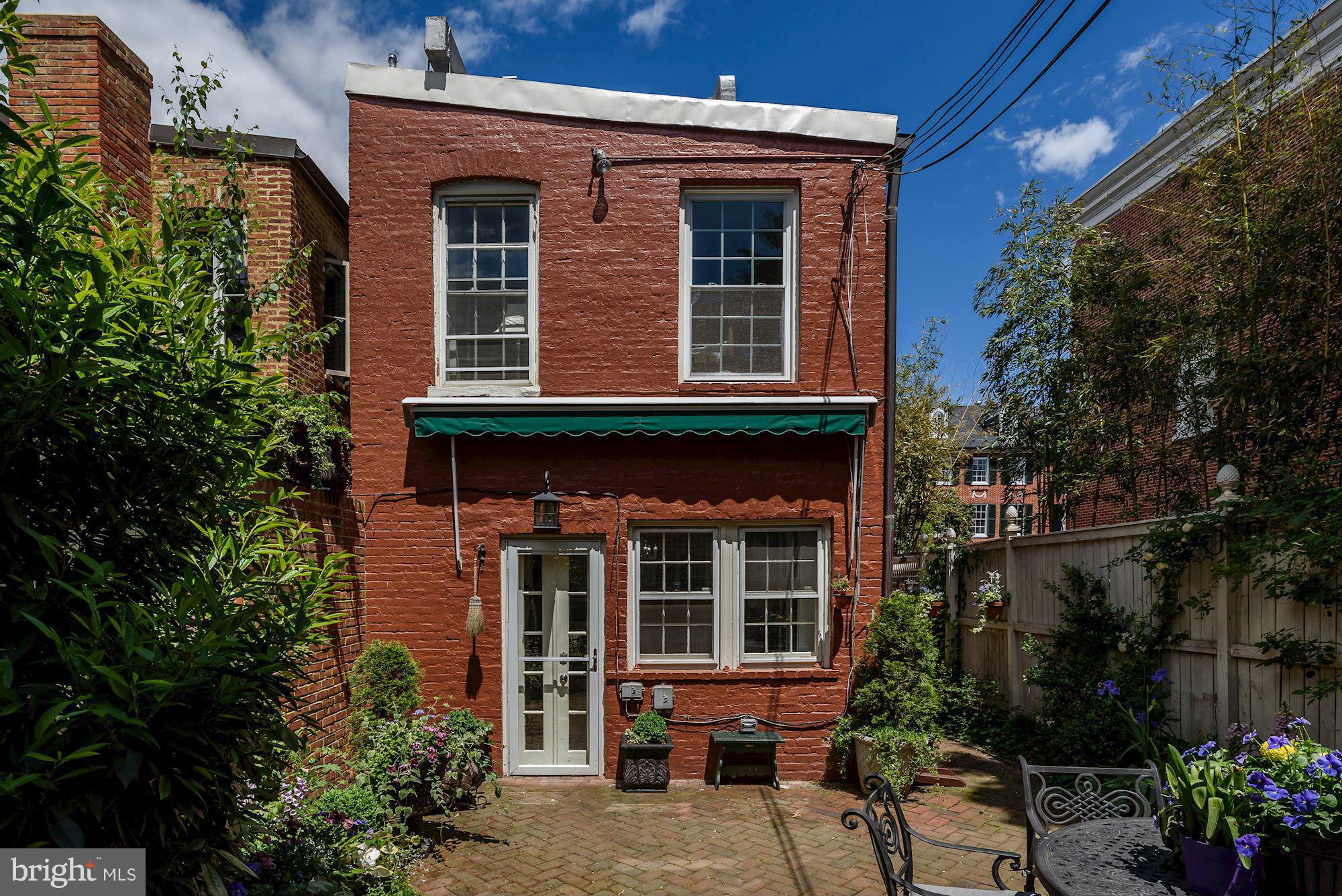 GEORGETOWN - Residential