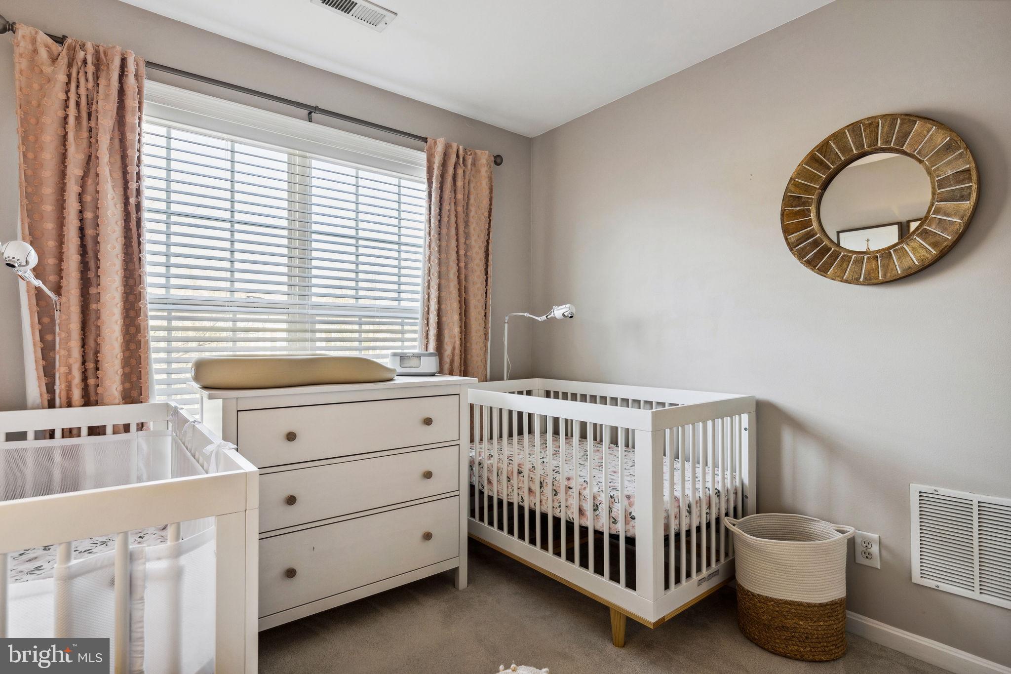 LONGFORD CROSSING - Residential