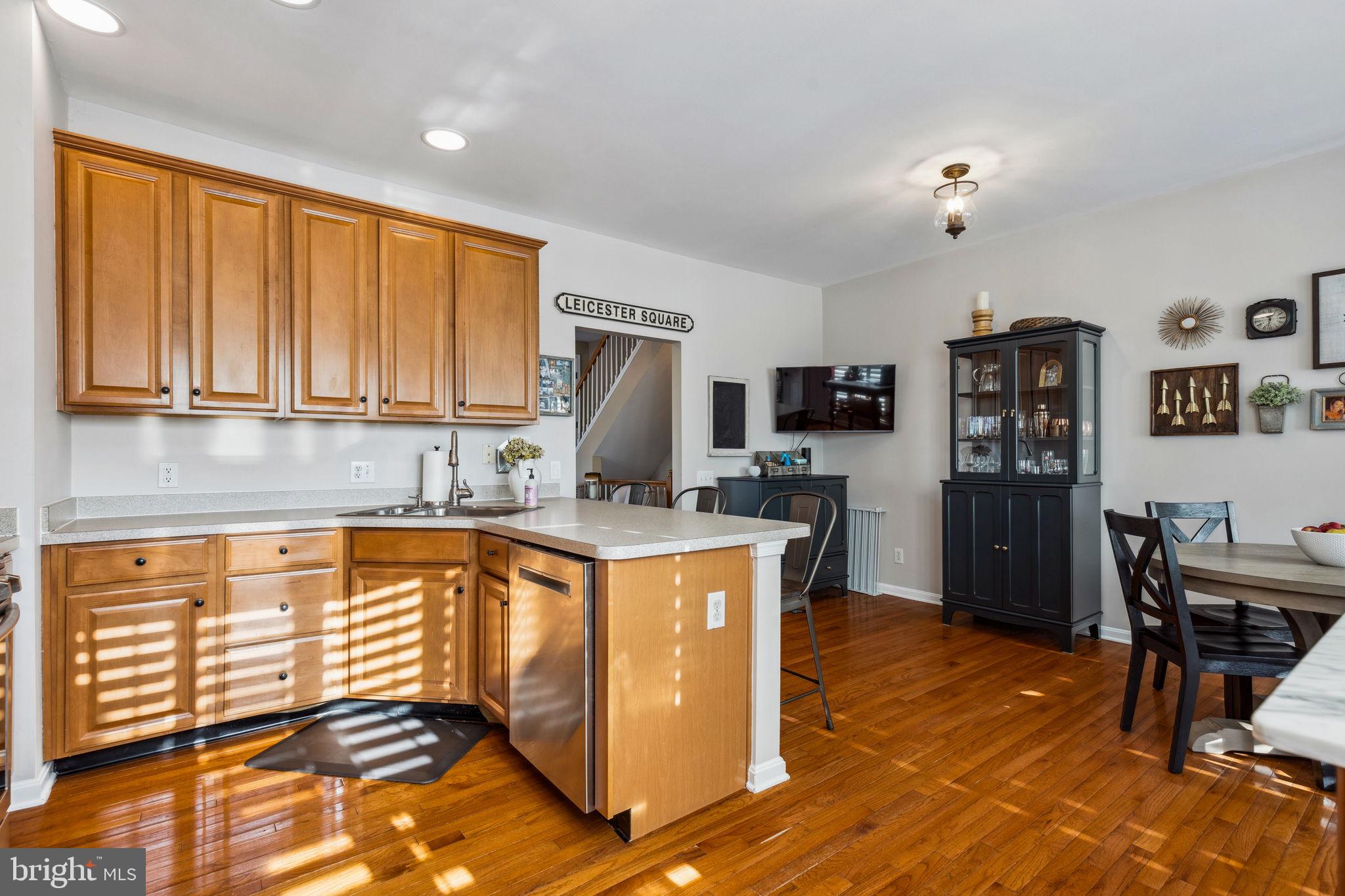 LONGFORD CROSSING - Residential