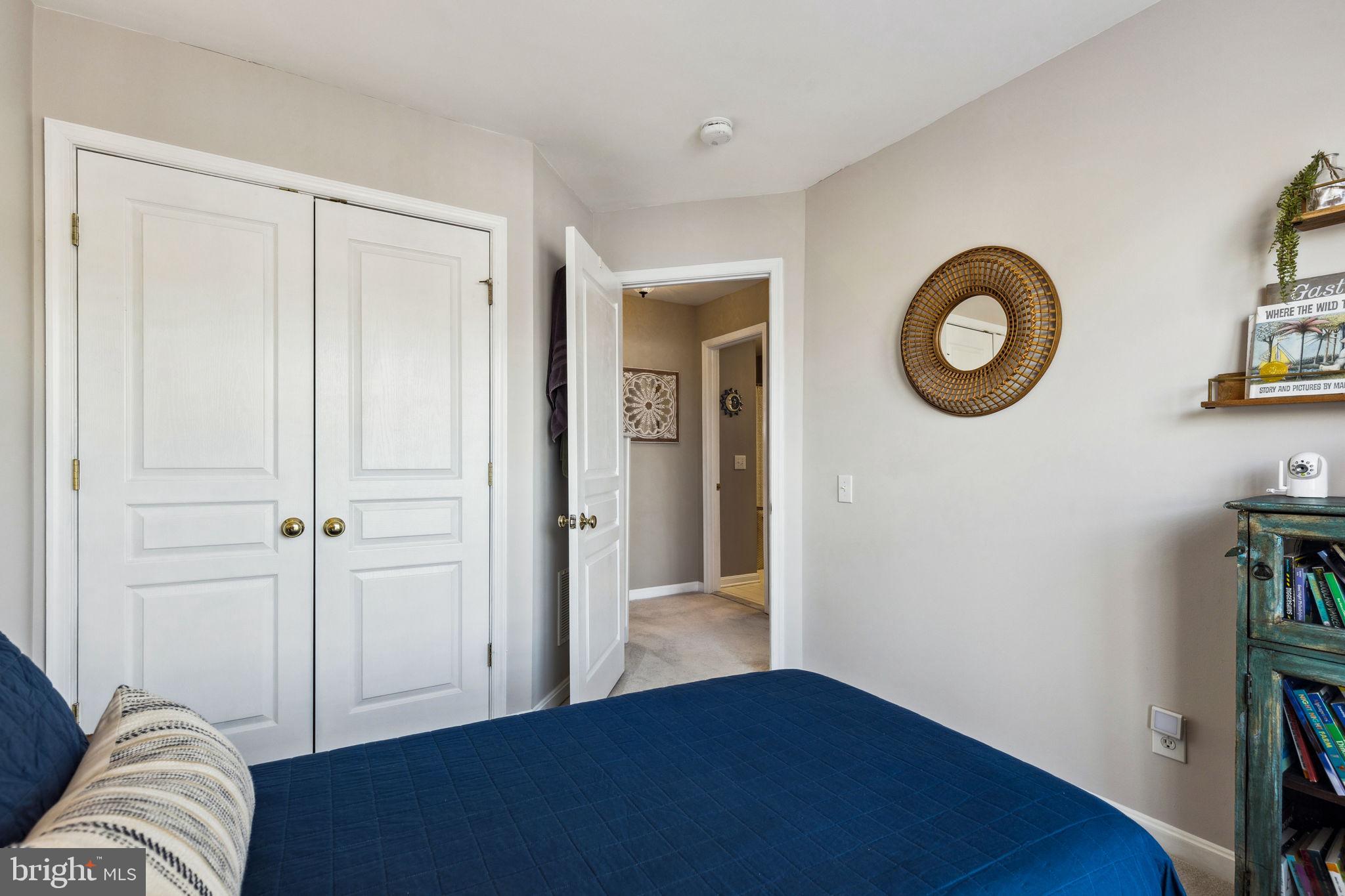 LONGFORD CROSSING - Residential