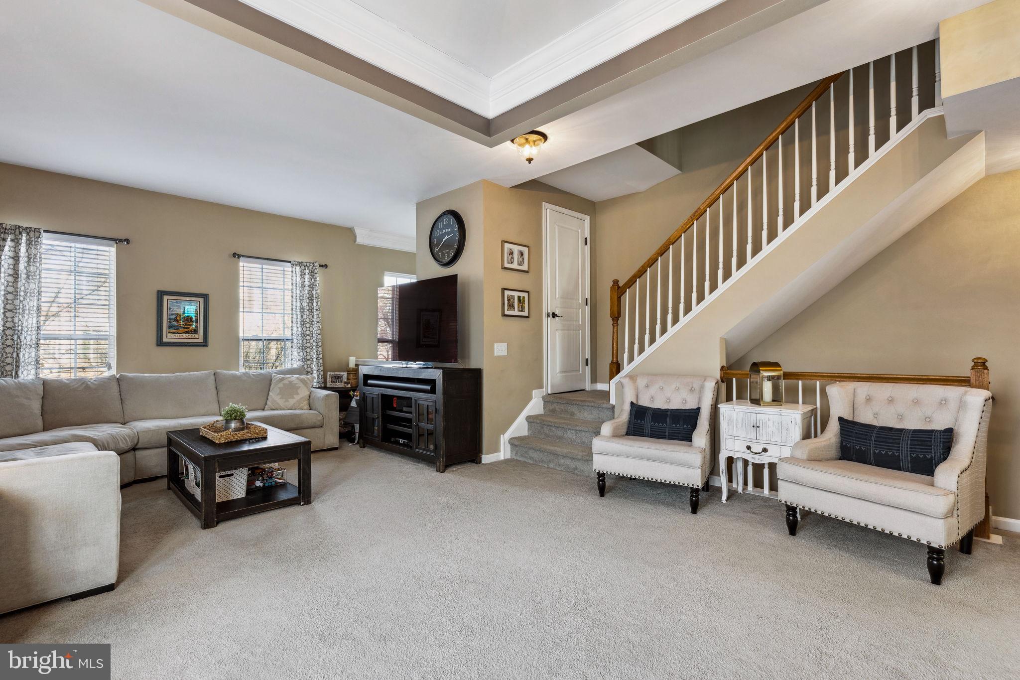 LONGFORD CROSSING - Residential