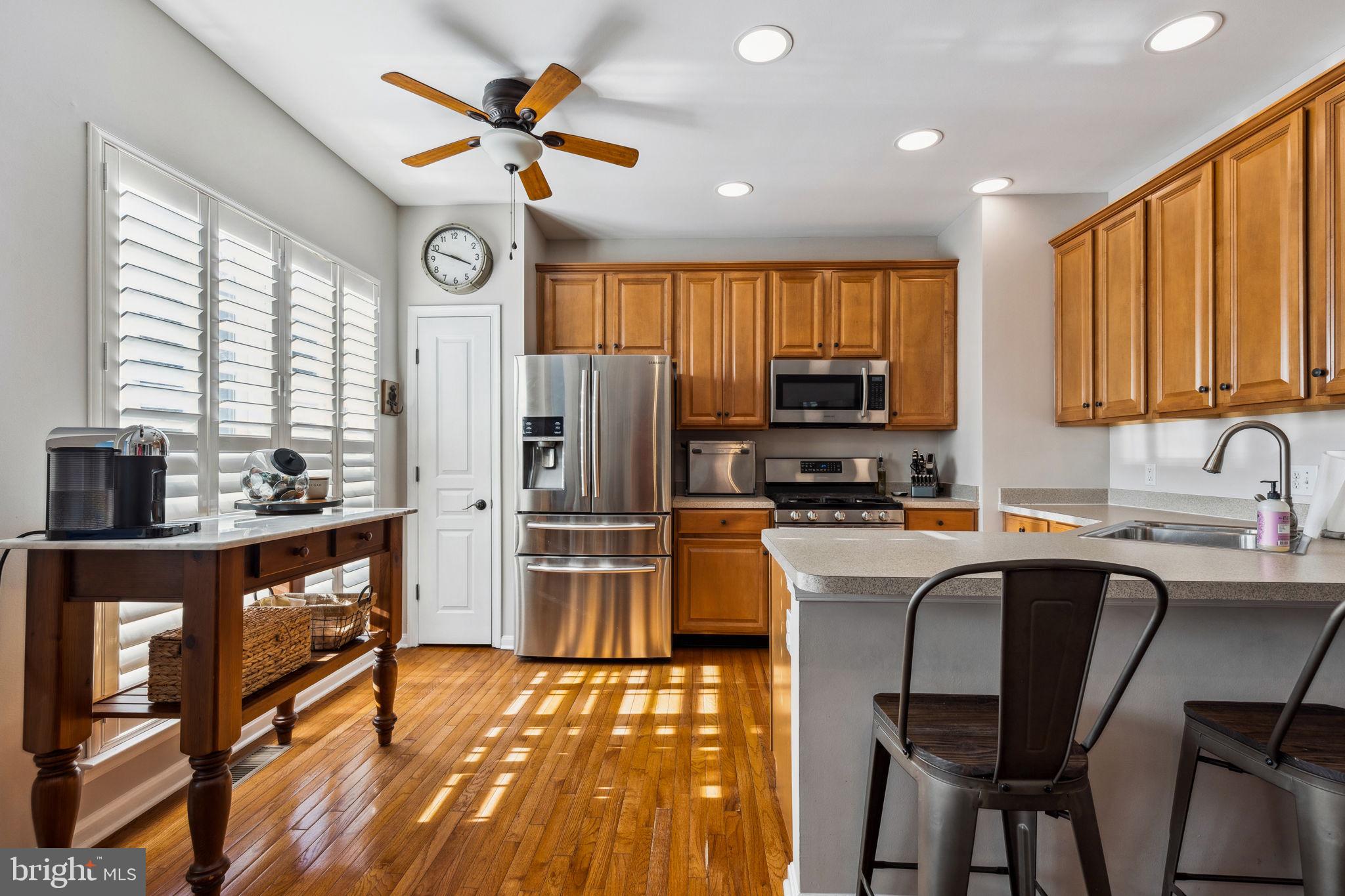 LONGFORD CROSSING - Residential