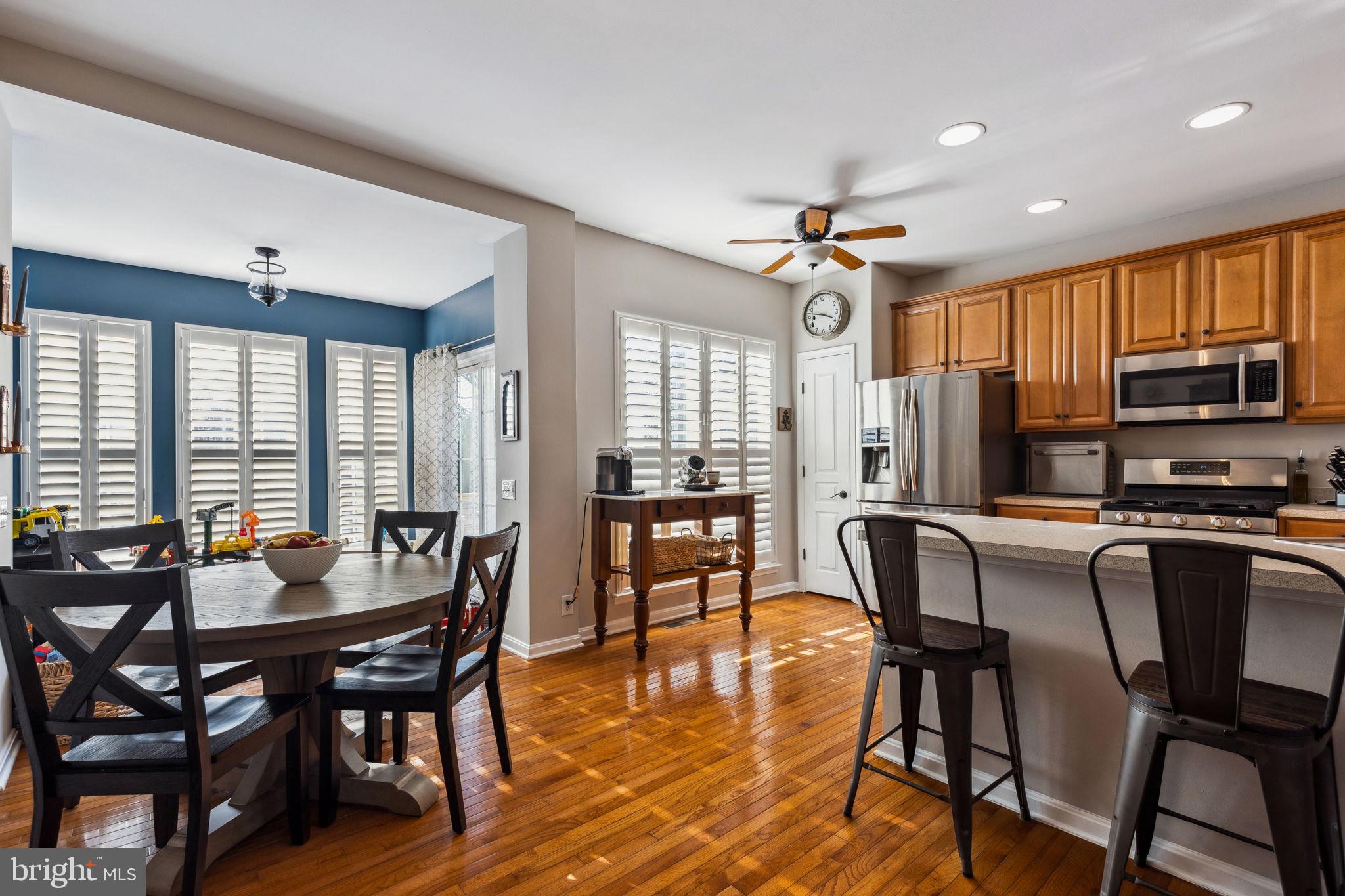 LONGFORD CROSSING - Residential