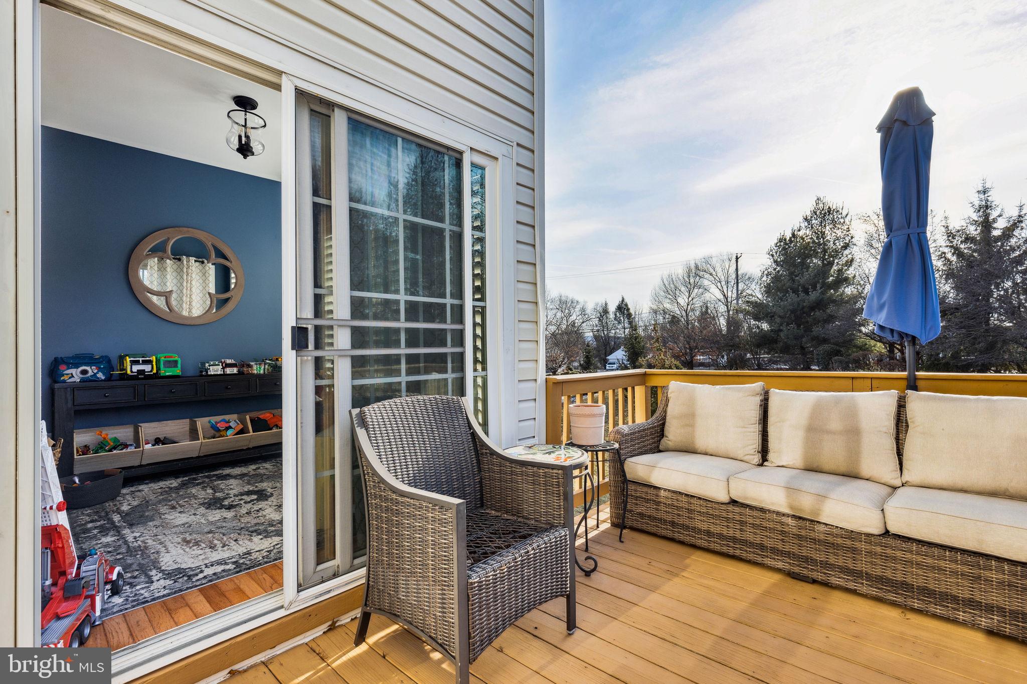 LONGFORD CROSSING - Residential