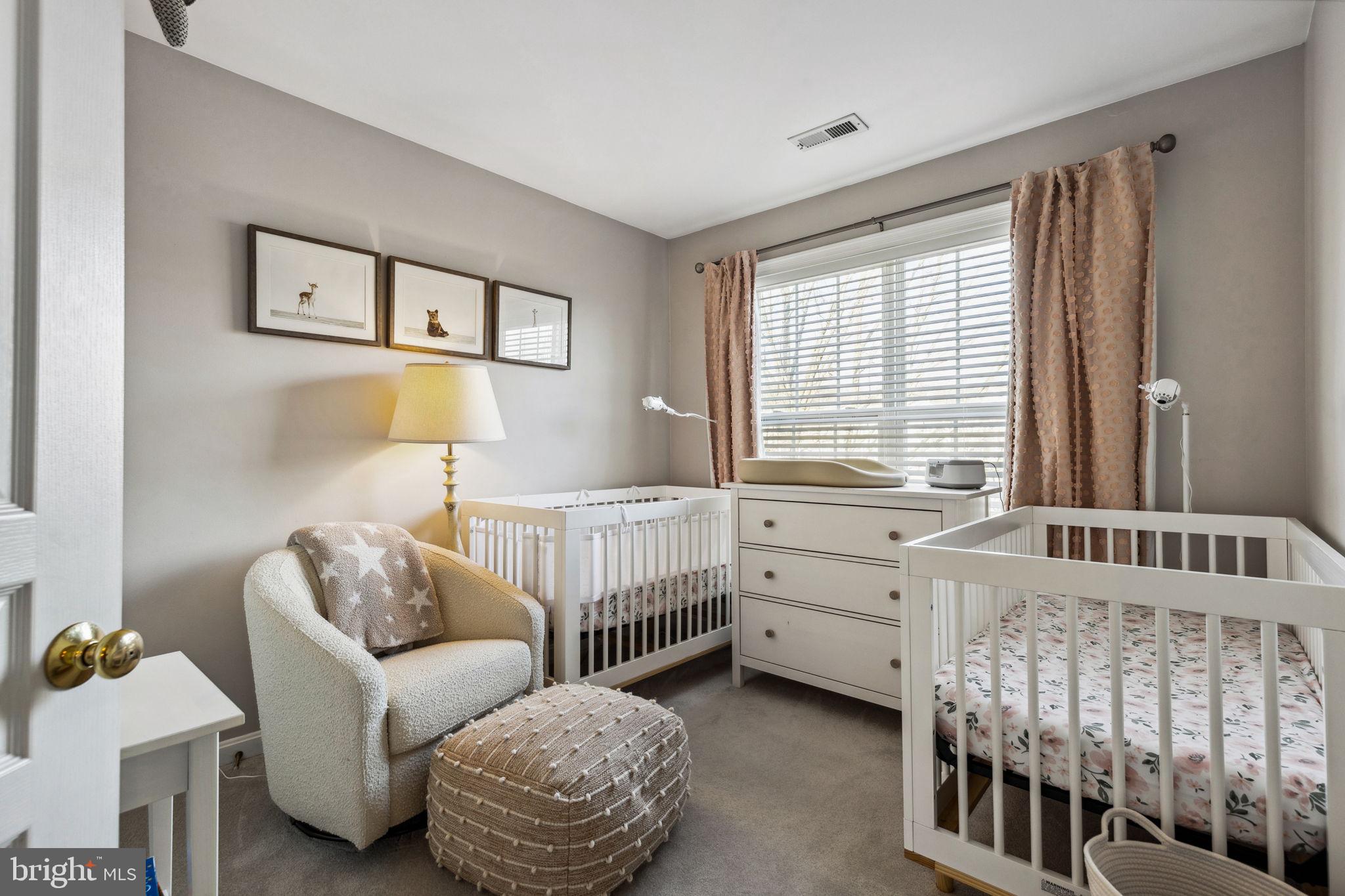 LONGFORD CROSSING - Residential