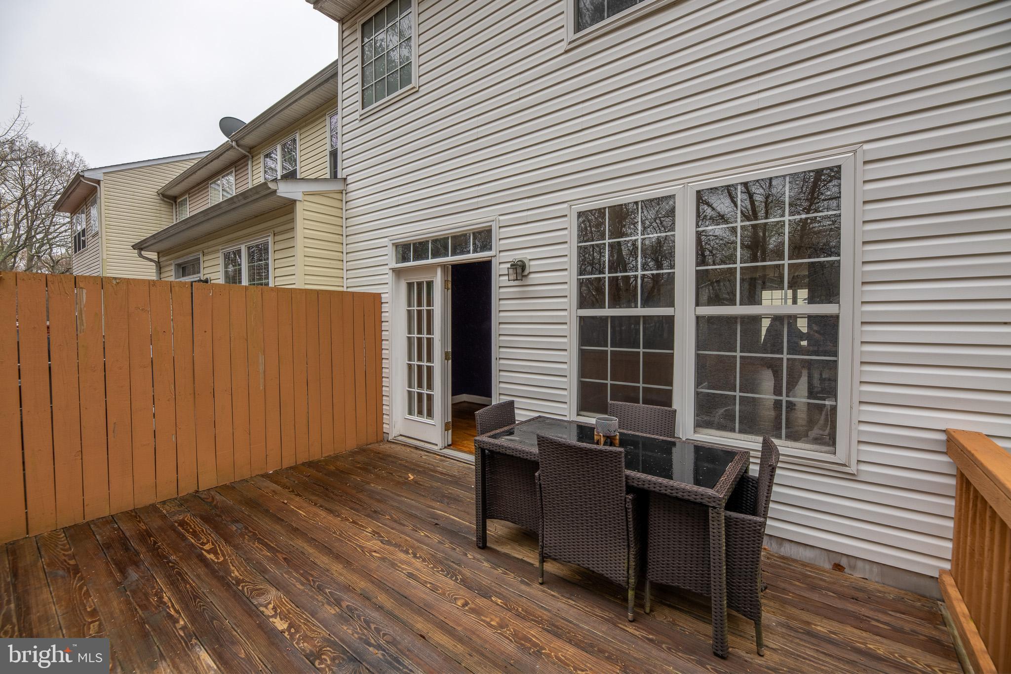 APPLEGATE NORTH - Residential