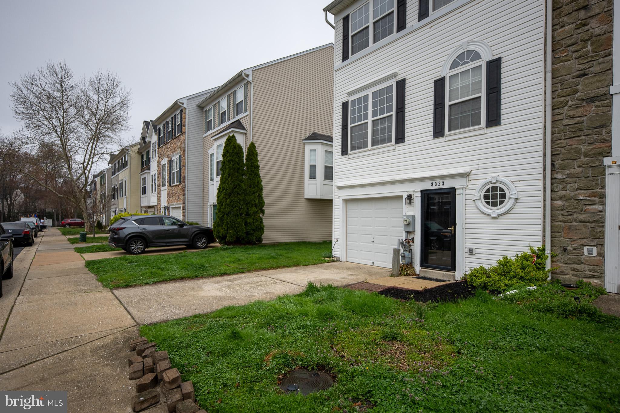 APPLEGATE NORTH - Residential