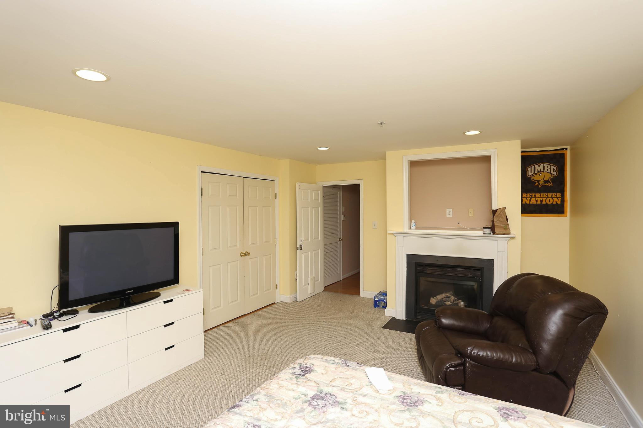 APPLEGATE NORTH - Residential