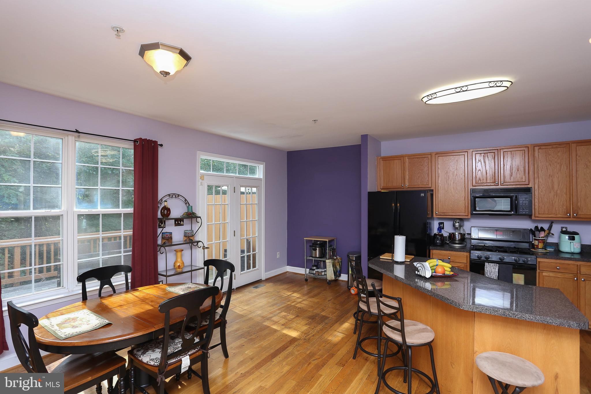 APPLEGATE NORTH - Residential