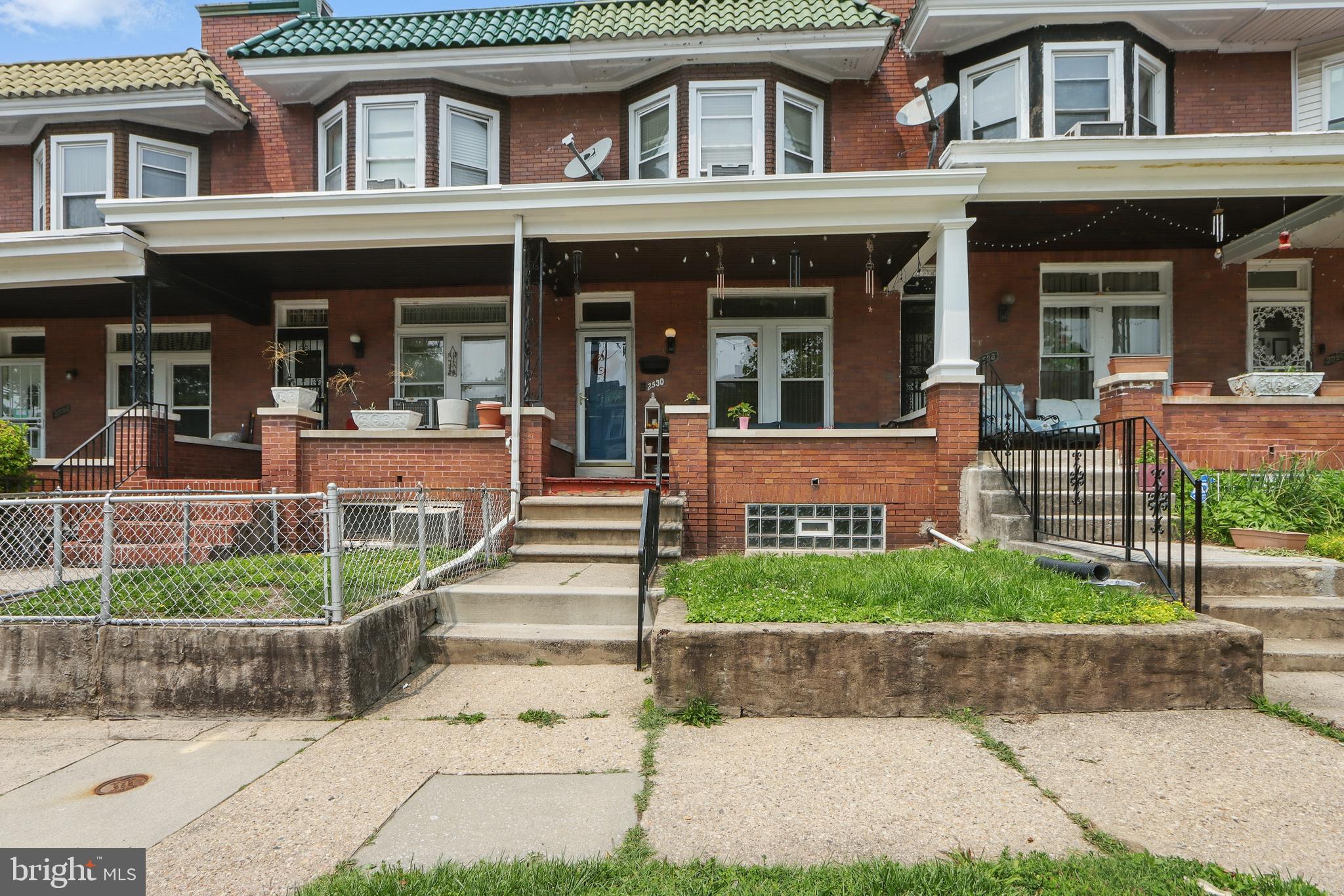 BACK ON THE MARKET! Buyer's financing fell through.
Welcome home to 2530 Arunah Avenue!! Schedule your tour today to see this spacious 3 bedroom/1 bath rowhouse. Need a little TLC and great opportunity for an investor and/or homeowner.
No AC but the duct work has been completed.
Stove (2025), Fridge (2023), Water heater (2023), Microwave (2025)
Being Sold AS IS.
