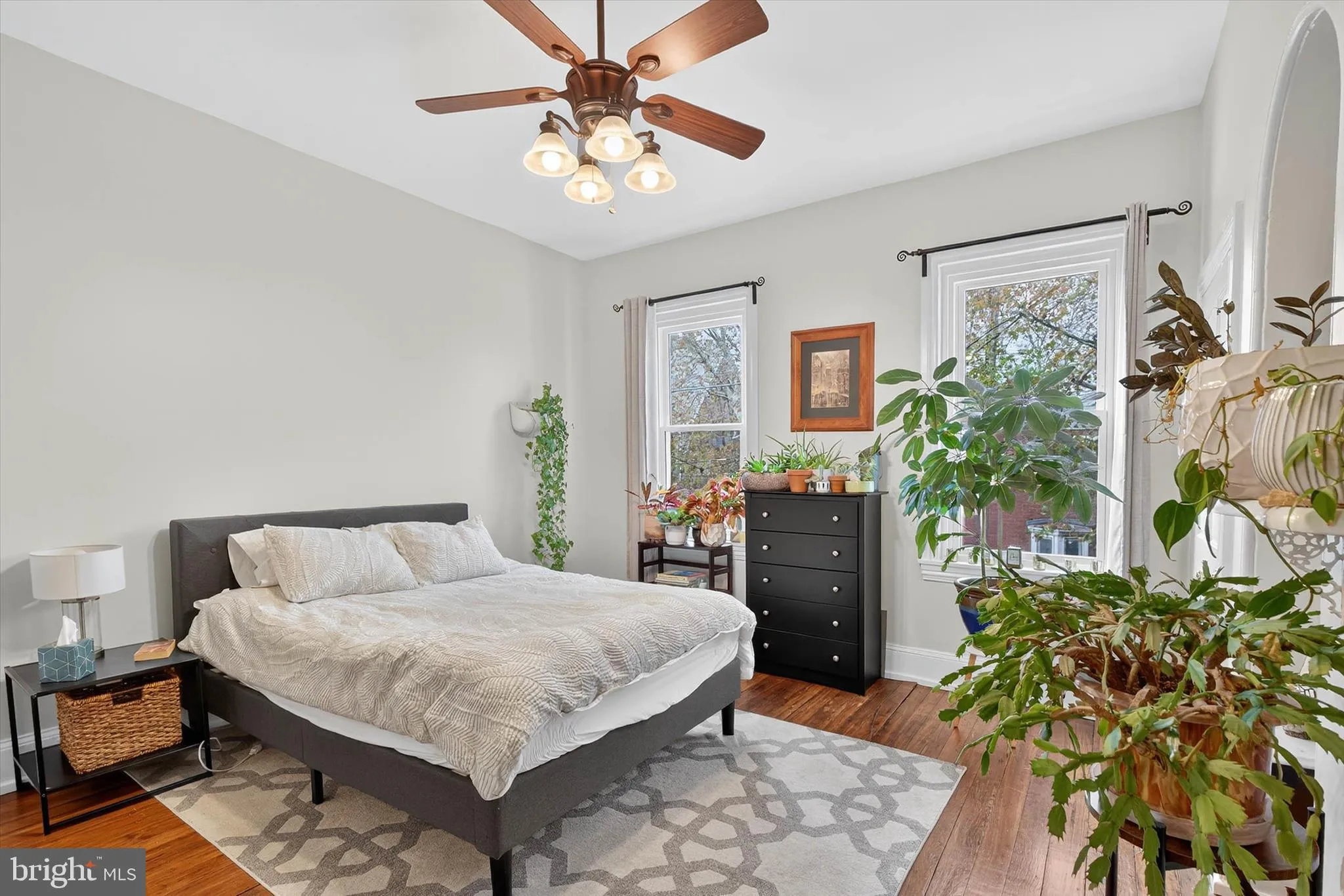 Philadelphia, Pennsylvania 19104, United States, 4 Bedrooms Bedrooms, ,2 BathroomsBathrooms,Residential,Active,244180