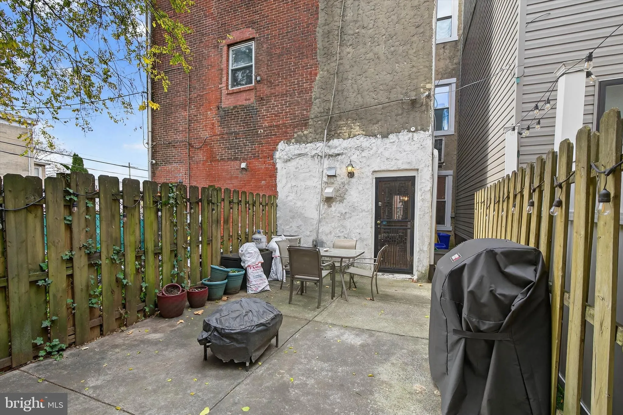 Philadelphia, Pennsylvania 19104, United States, 4 Bedrooms Bedrooms, ,2 BathroomsBathrooms,Residential,Active,244180