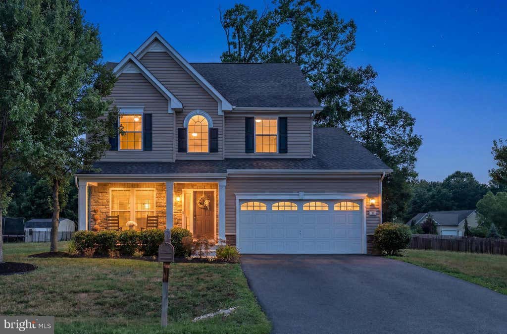 Photo of 48 Trout River Terrace, FALLING WATERS, WV 25419 (MLS # WVBE2052340)