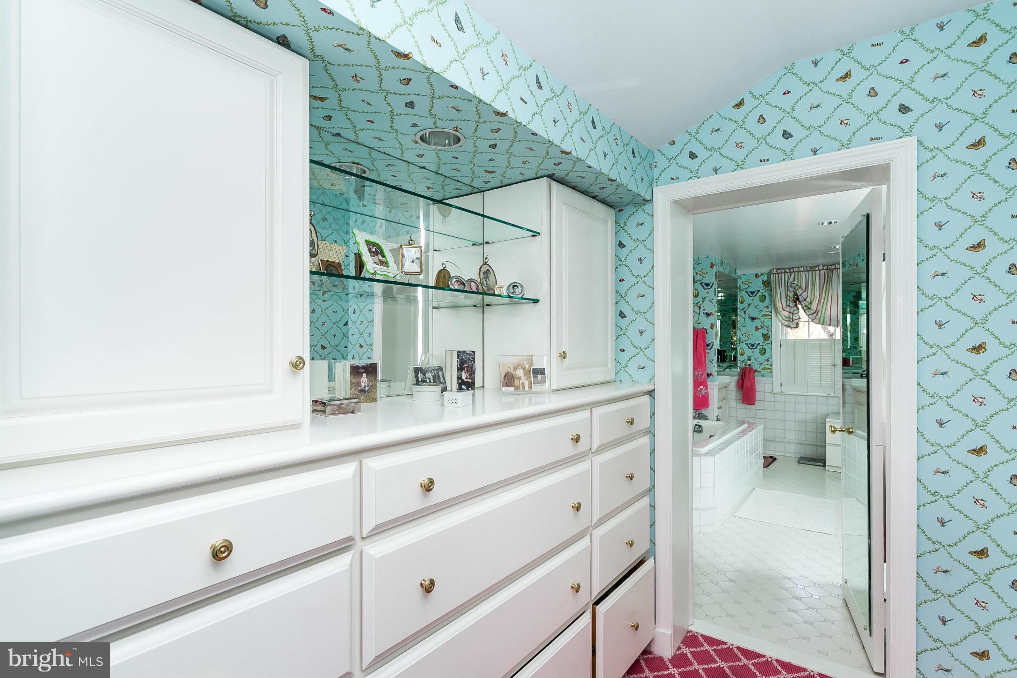 RUXTON - Residential